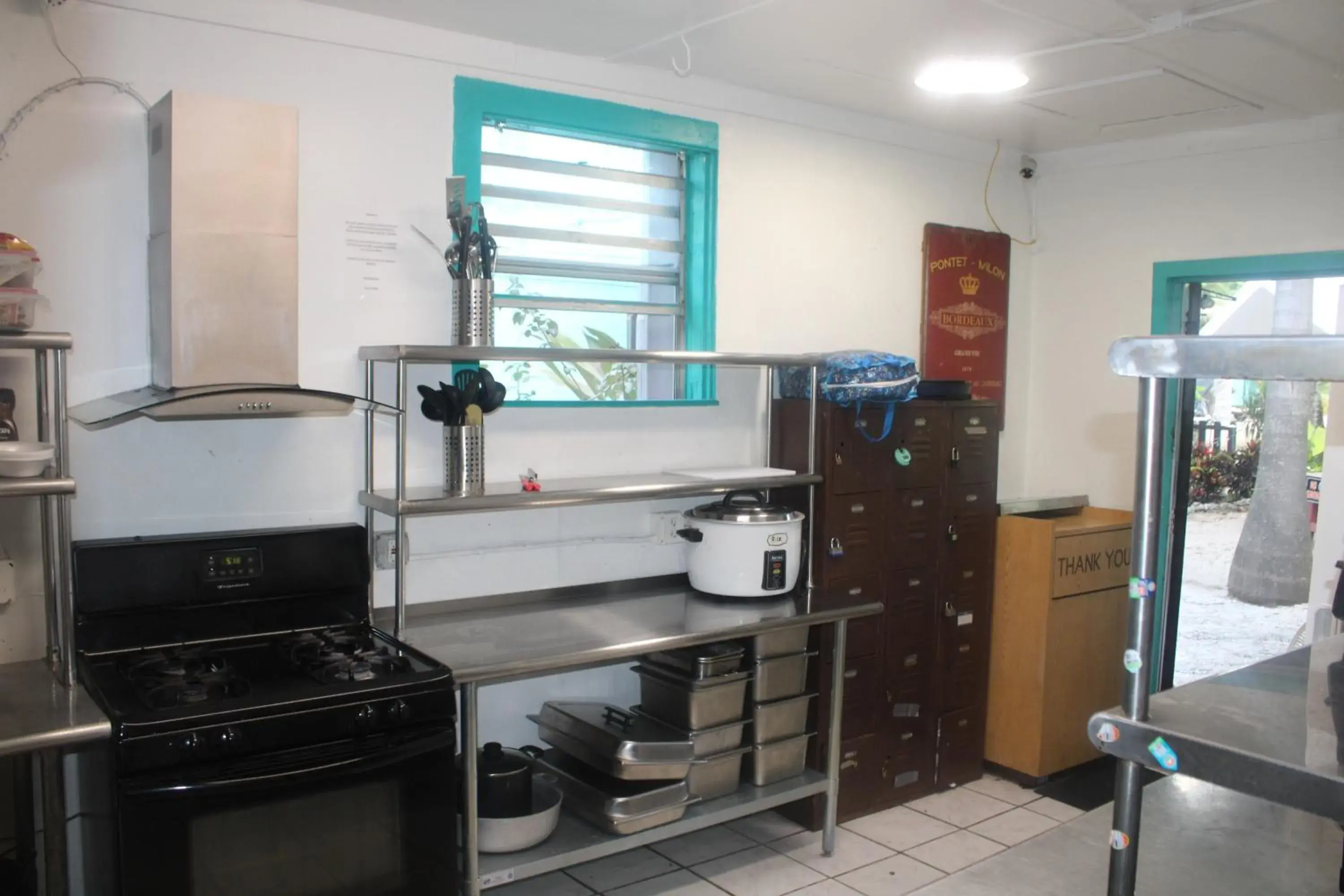 kitchen, Kitchen/Kitchenette in Hoosville Hostel (Formerly The Everglades Hostel)