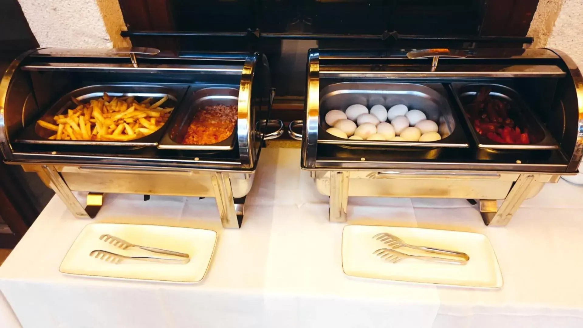 Buffet breakfast in L'Agora Old Town Hotel & Bazaar Buffet breakfast in L'Agora Old Town Hotel & Bazaar