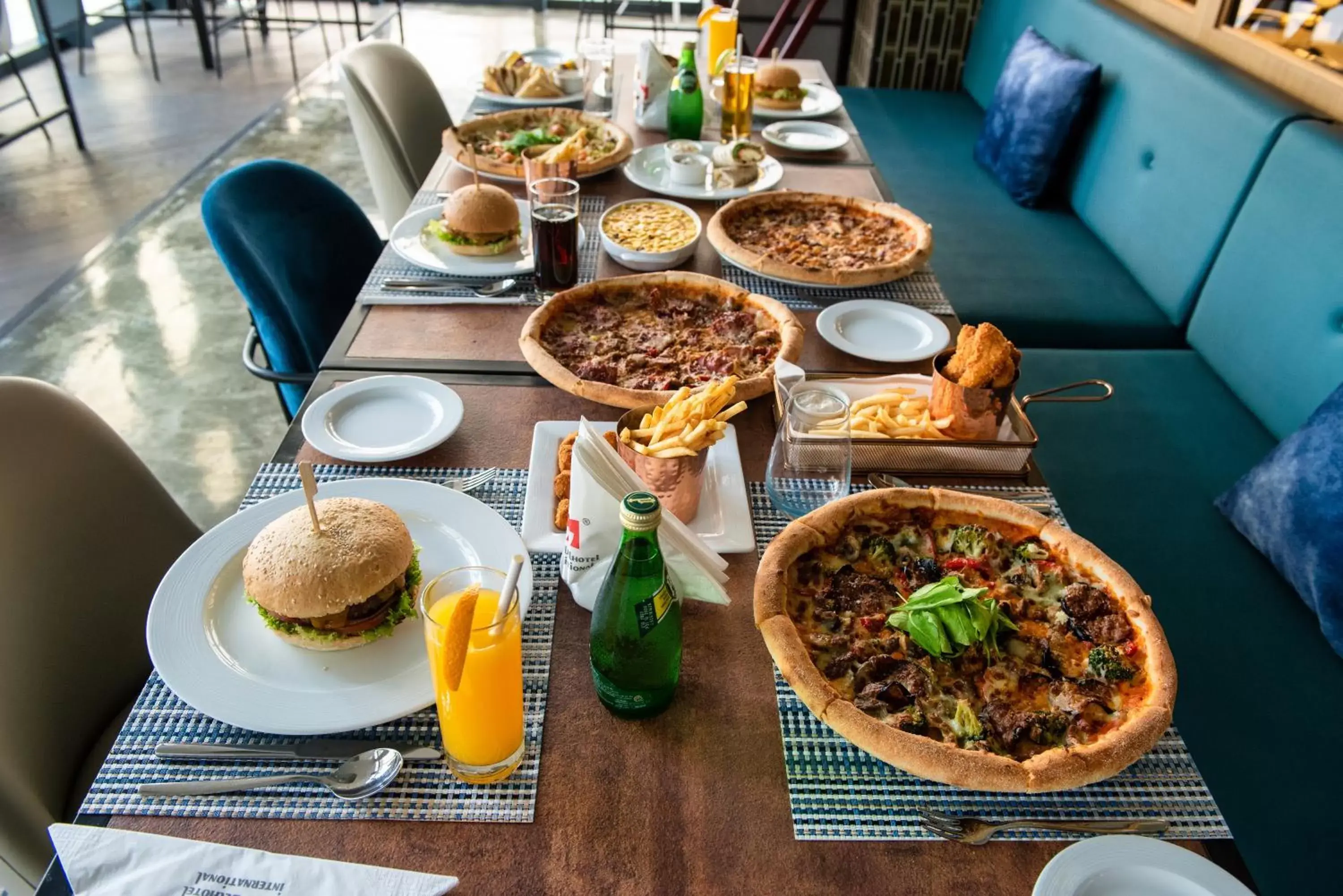 Restaurant/places to eat in Swiss-Belsuites Admiral Juffair Restaurant/places to eat in Swiss-Belsuites Admiral Juffair