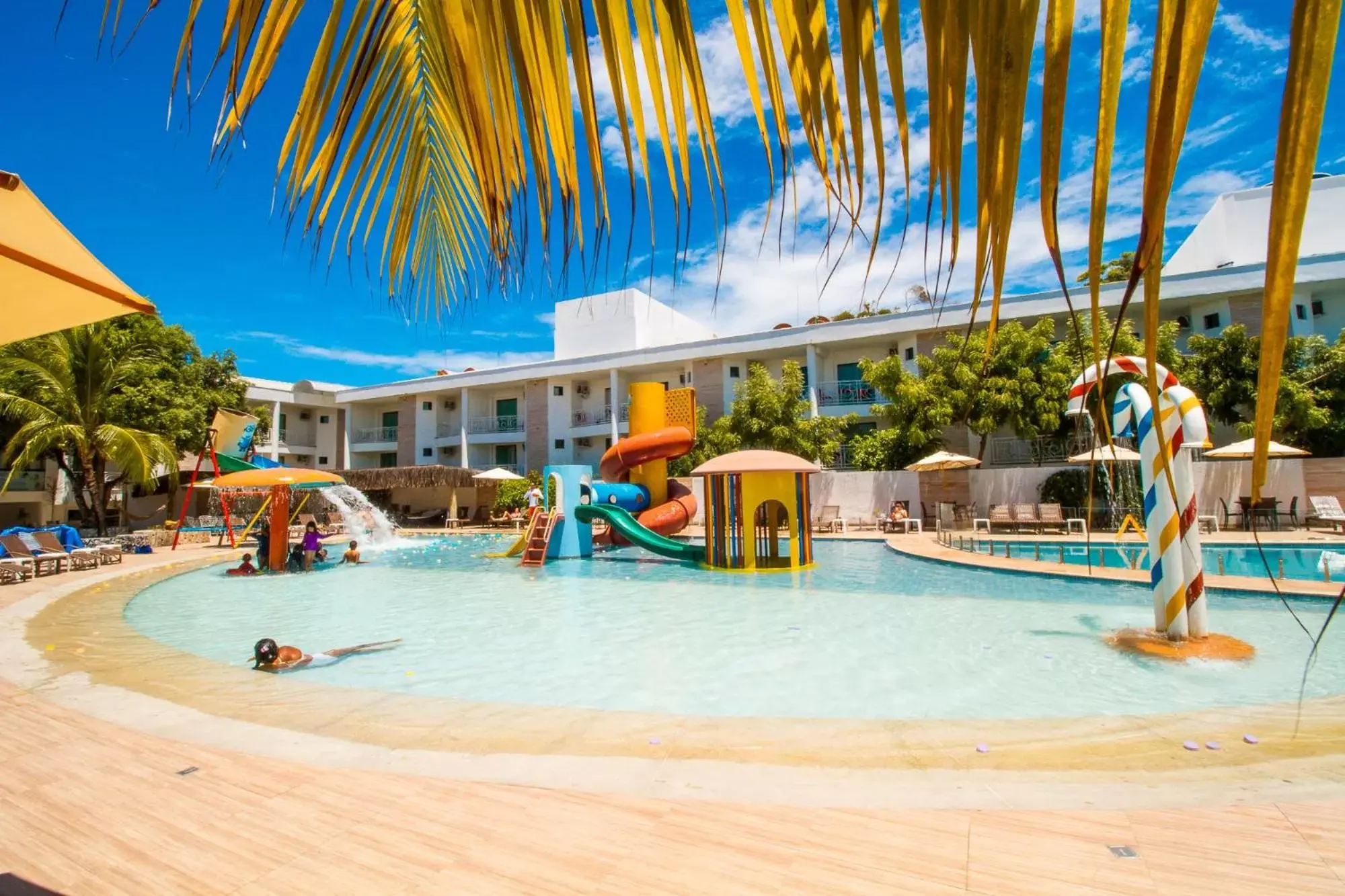 Swimming pool in Portal Beach - Rede Soberano Swimming pool in Portal Beach - Rede Soberano