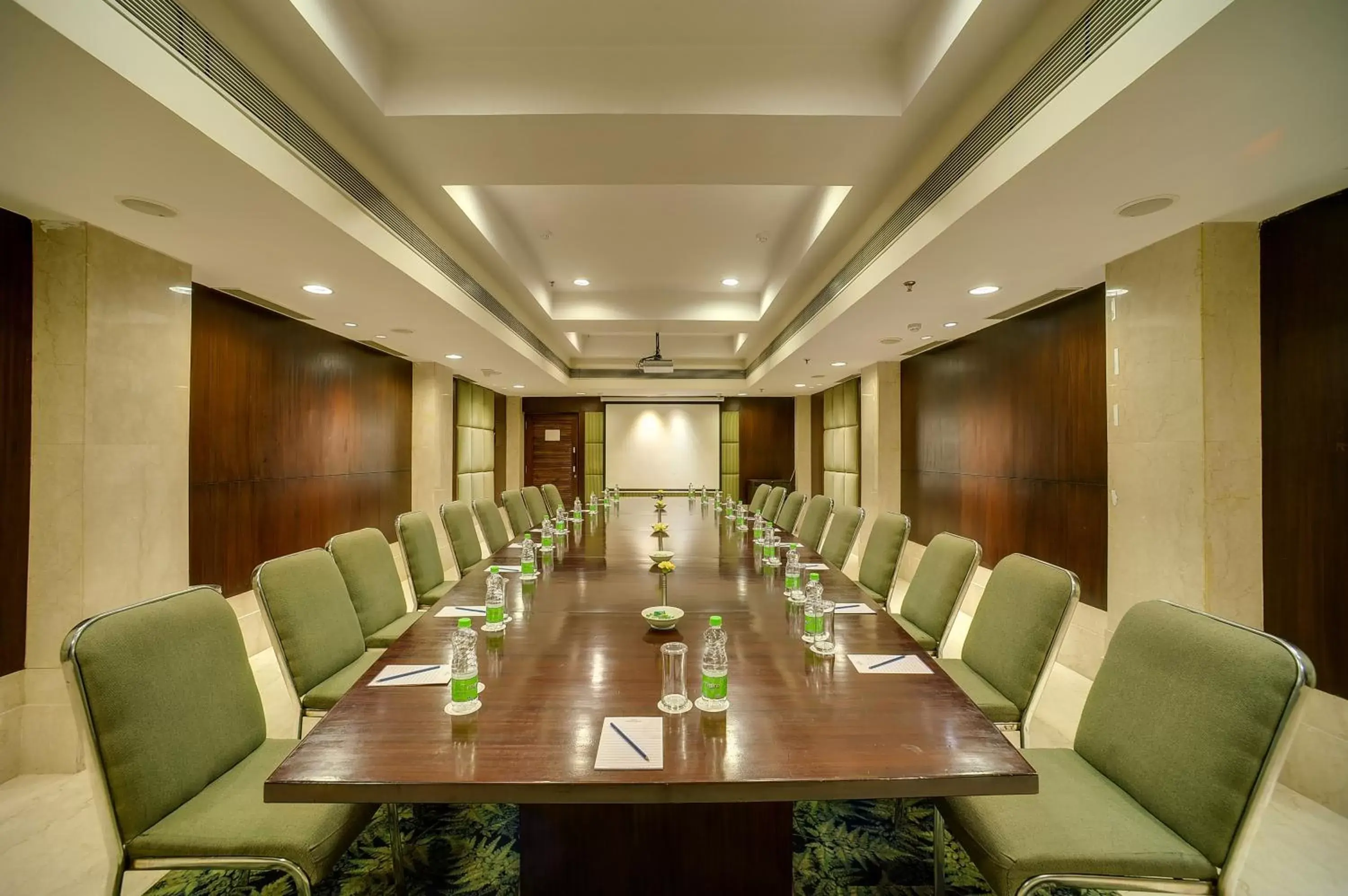 Banquet/Function facilities, Business Area/Conference Room in Muse Sarovar Portico Nehru Place