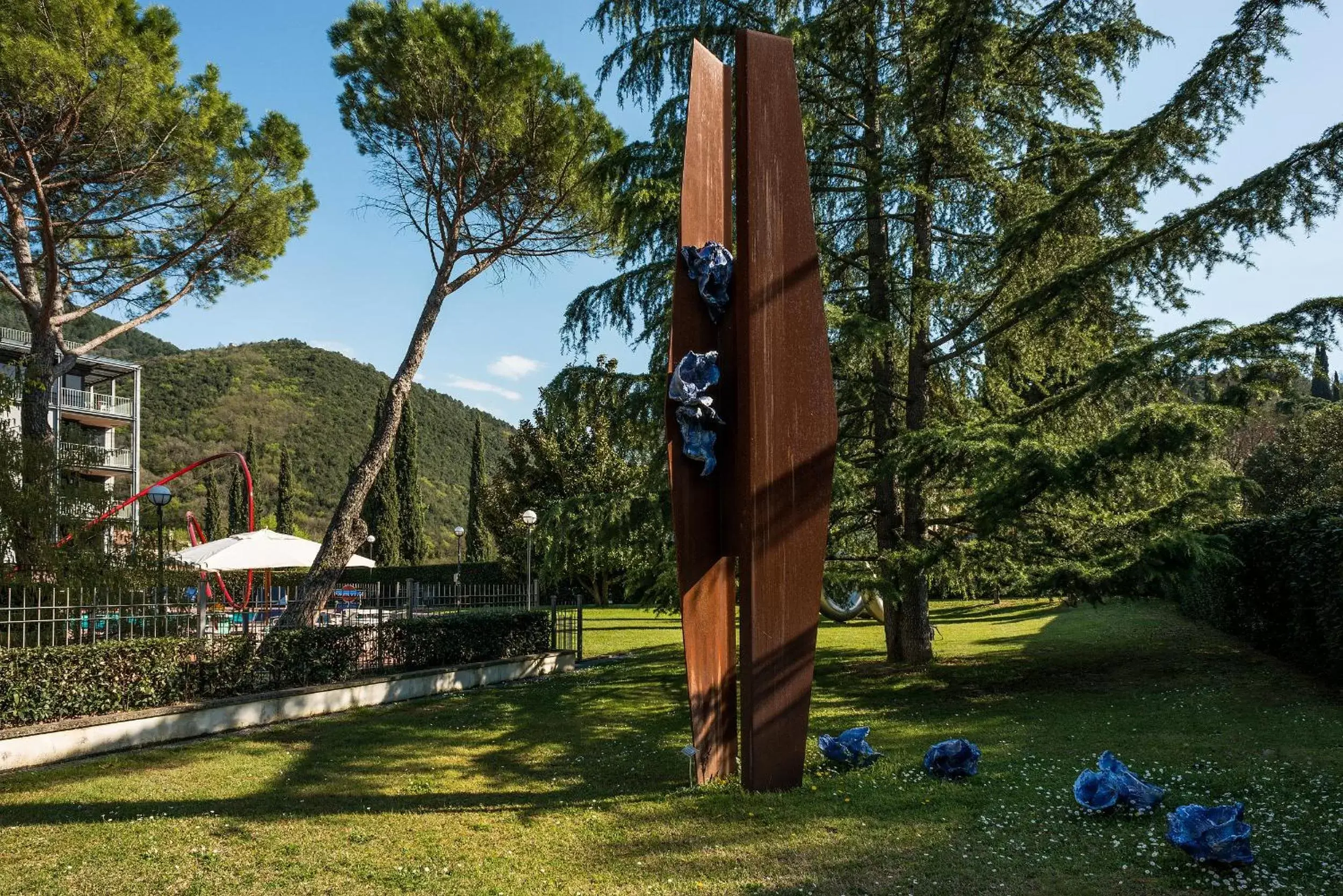 Garden in Albornoz Palace Hotel