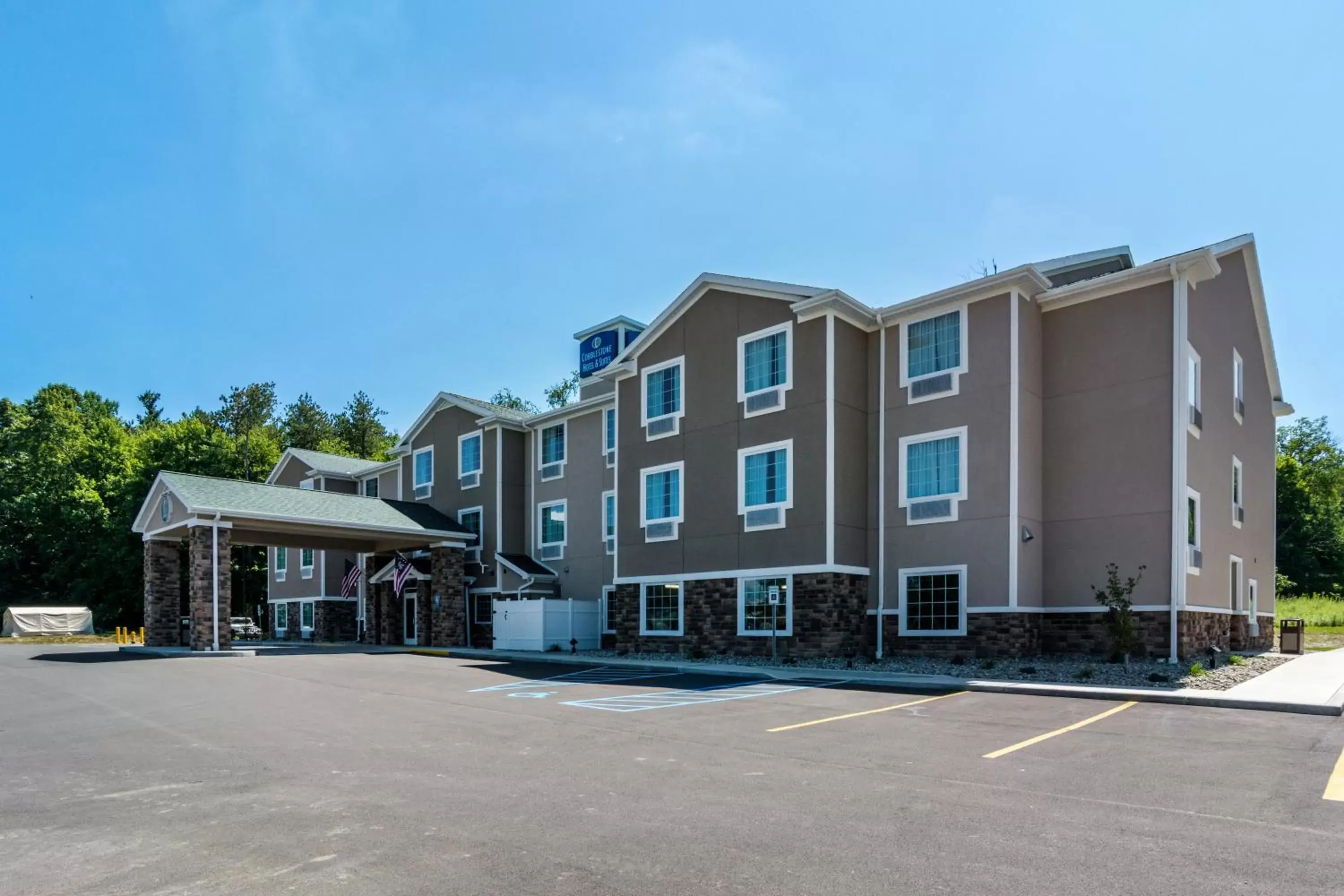 Property Building in Cobblestone Hotel & Suites - Greenville