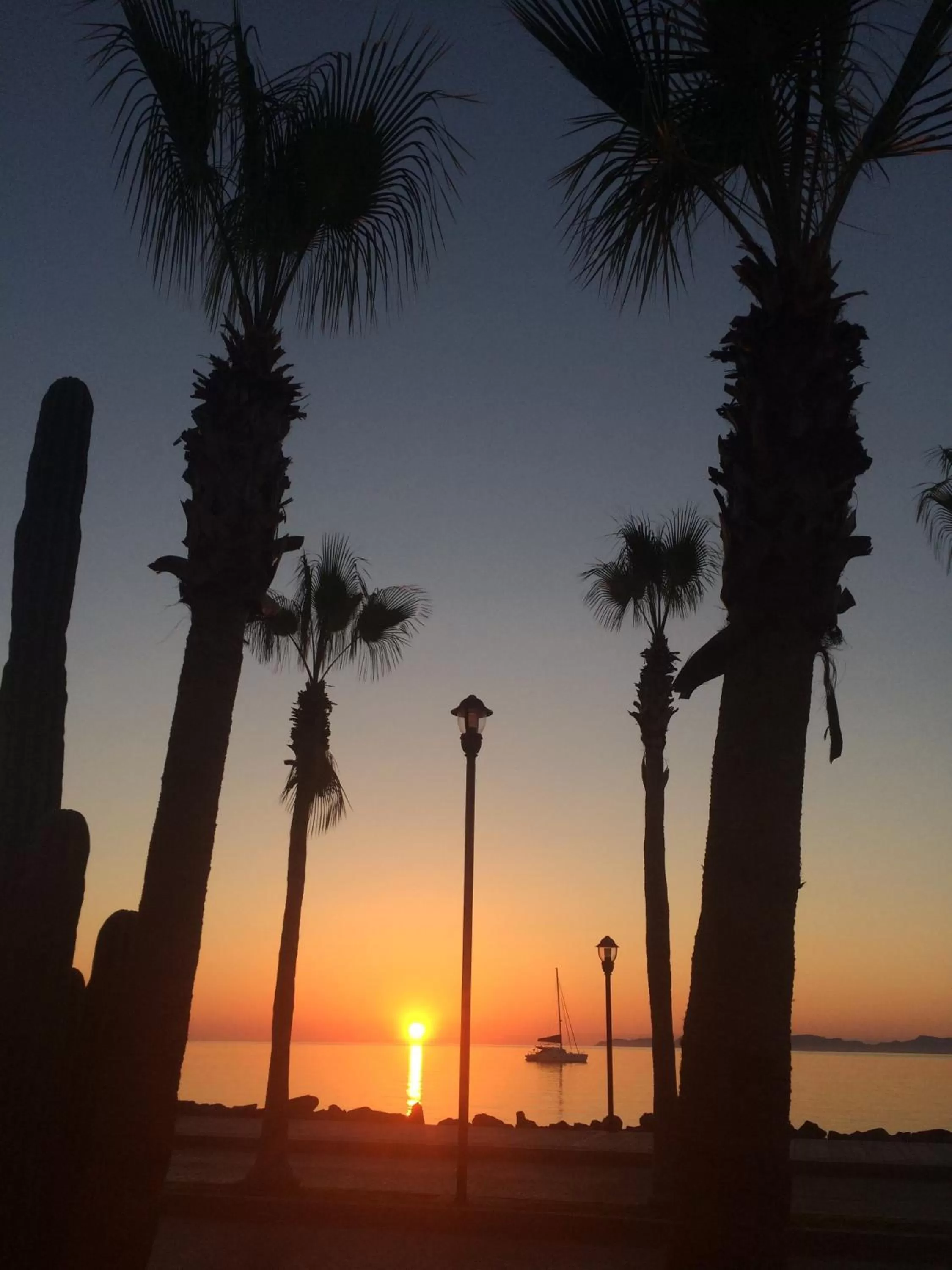 Sunset, Sunrise/Sunset in Hotel 1697 Loreto