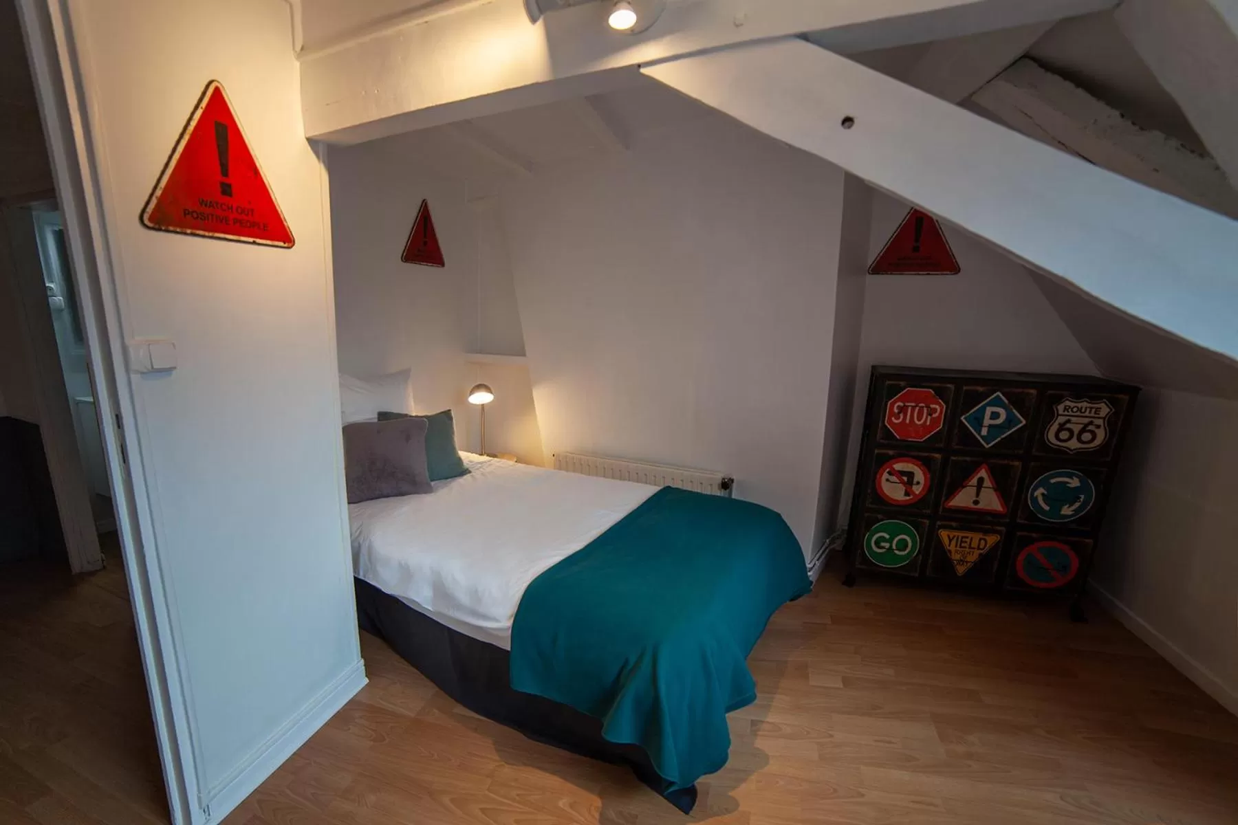 Photo of the whole room, Bed in Bienvenue Chez Nous