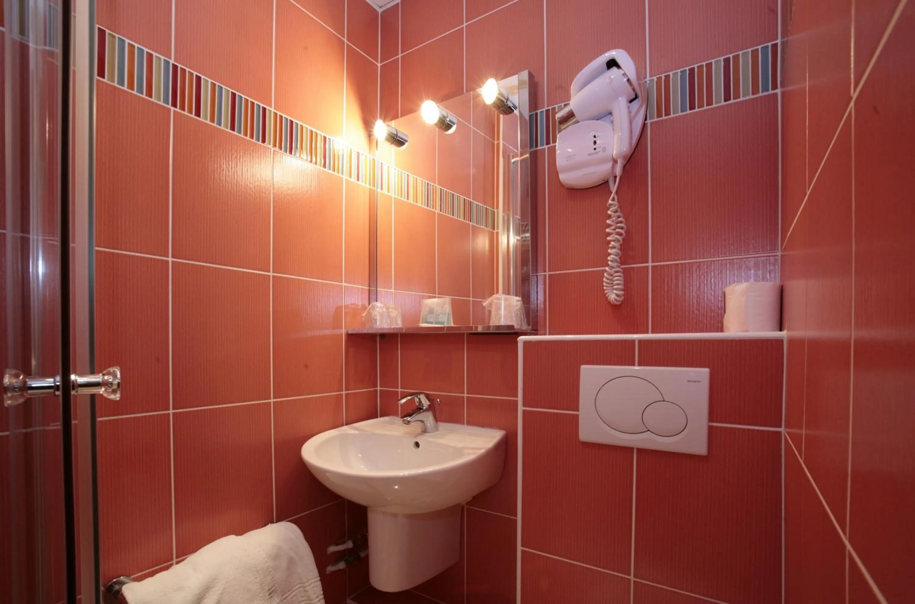 Bathroom in Hotel Charlemagne