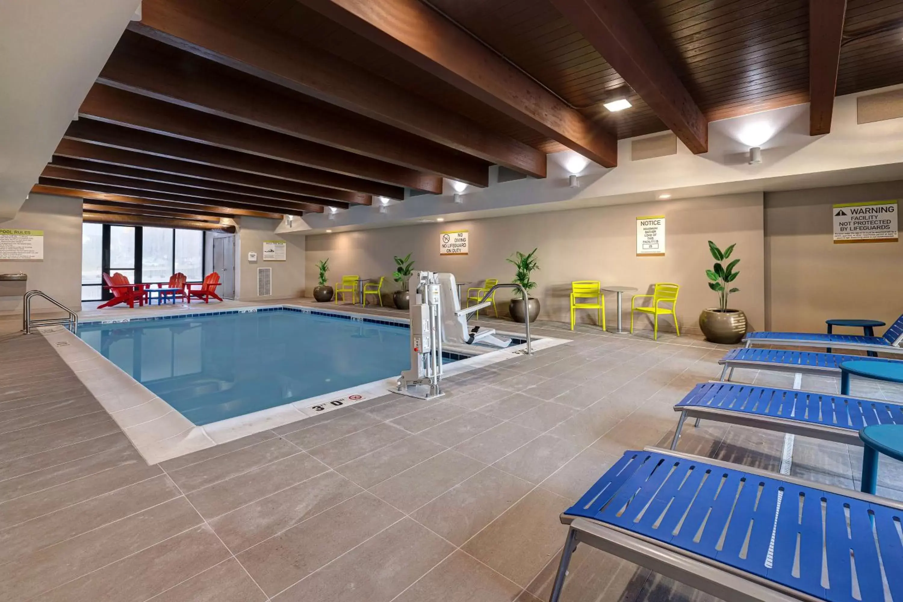 Swimming Pool in Home2 Suites By Hilton DeKalb