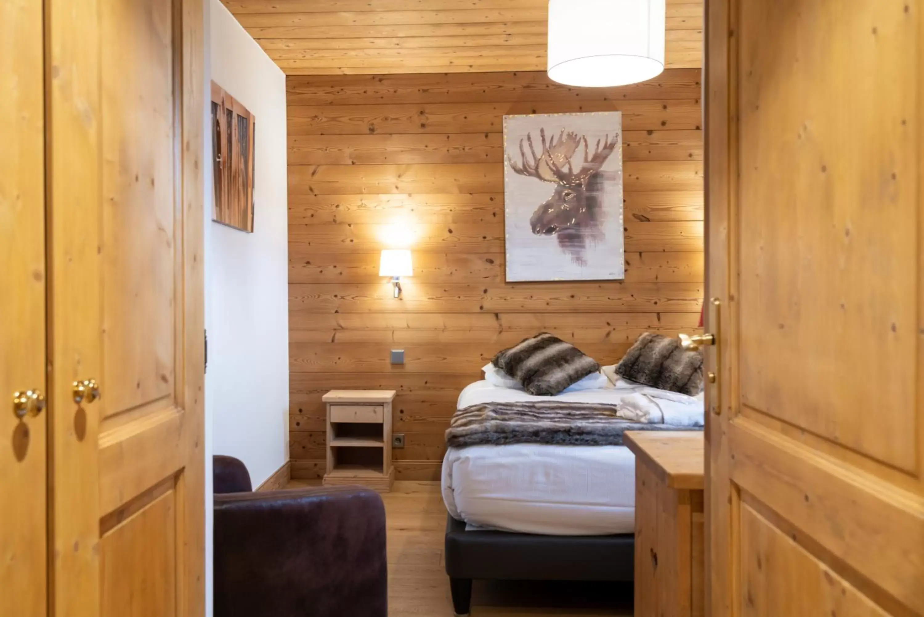 Photo of the whole room, Bed in La Ferme Du Lac