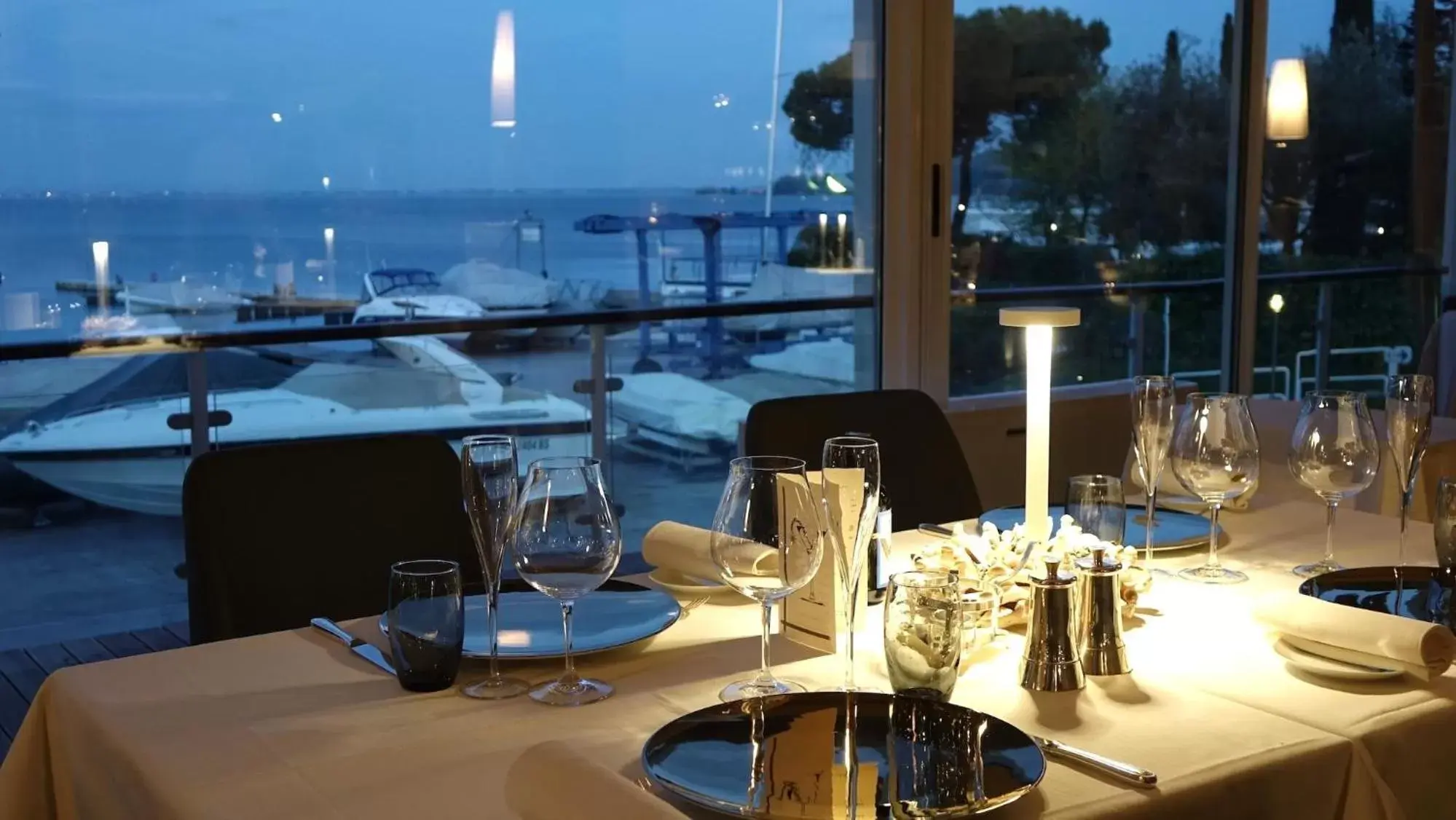 Restaurant/Places to Eat in Splendido Bay Luxury Spa Resort