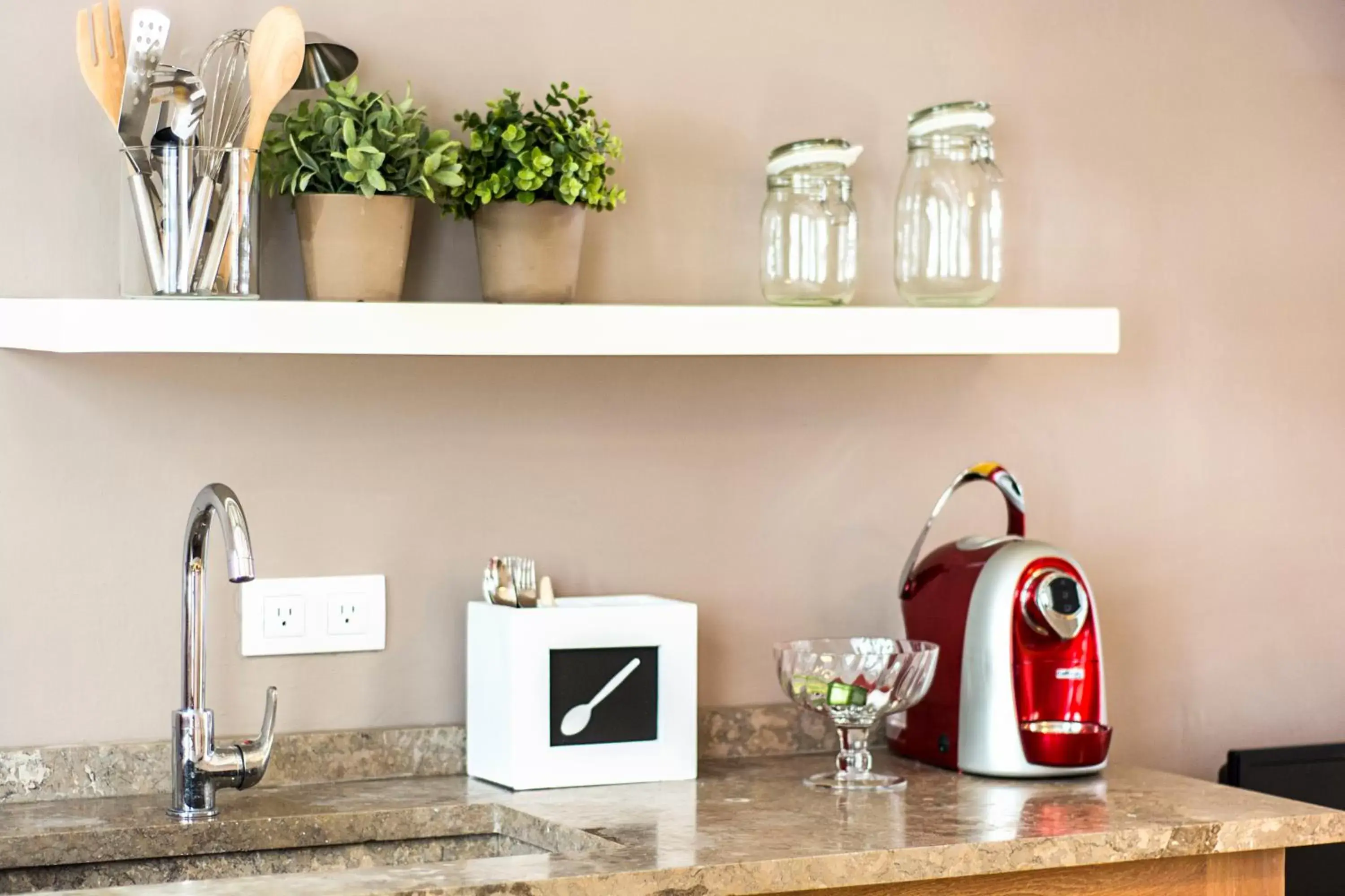 Kitchen or kitchenette, Coffee/Tea Facilities in Pietermaai Boutique Hotel