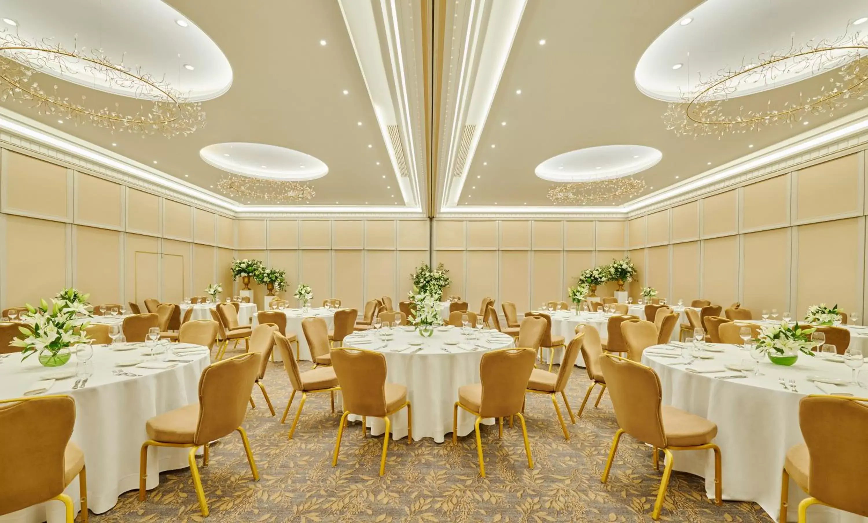 Banquet/Function facilities, Restaurant/Places to Eat in InterContinental Athenee Palace Bucharest, an IHG Hotel