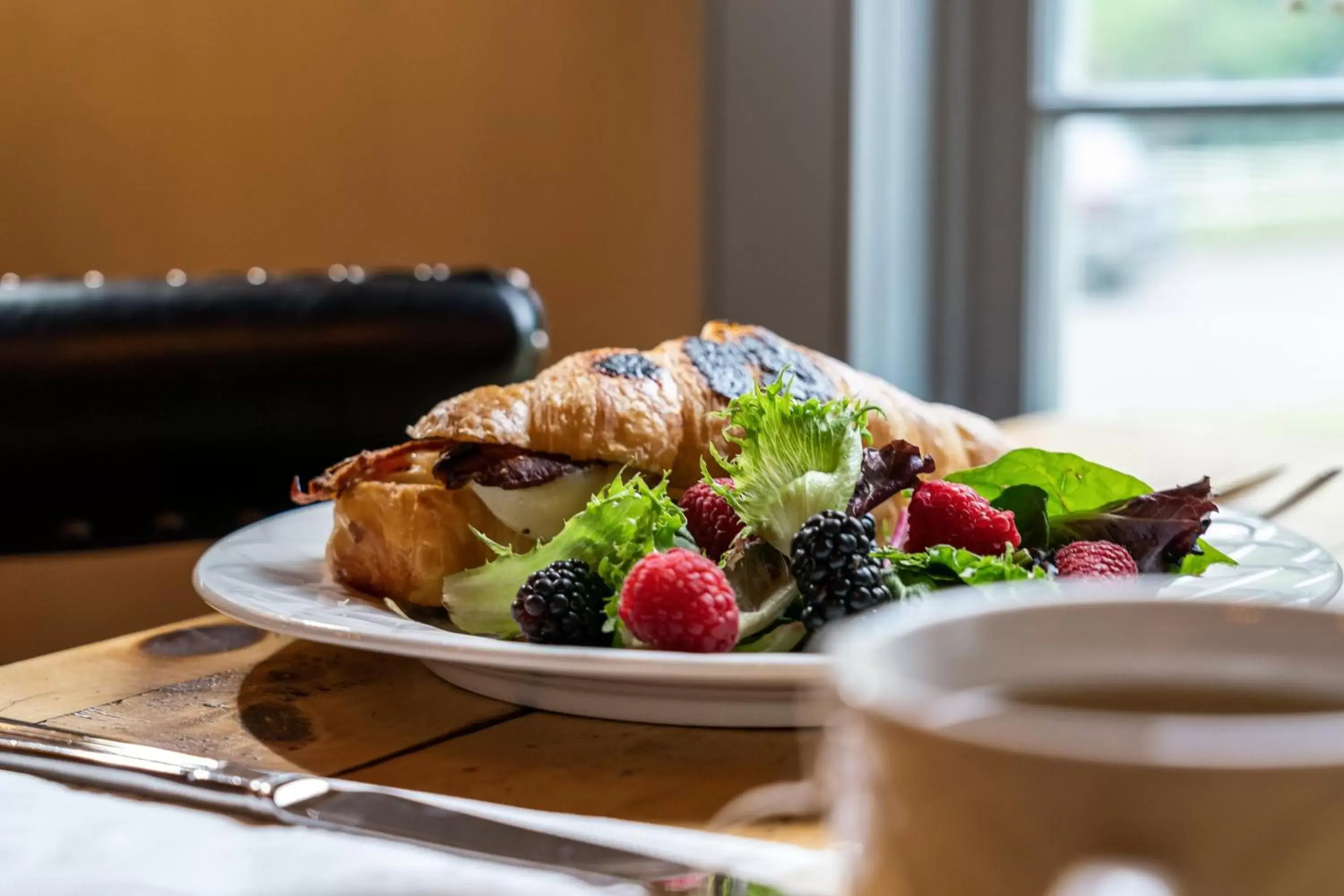 Breakfast in Inn at Silver Maple Farm