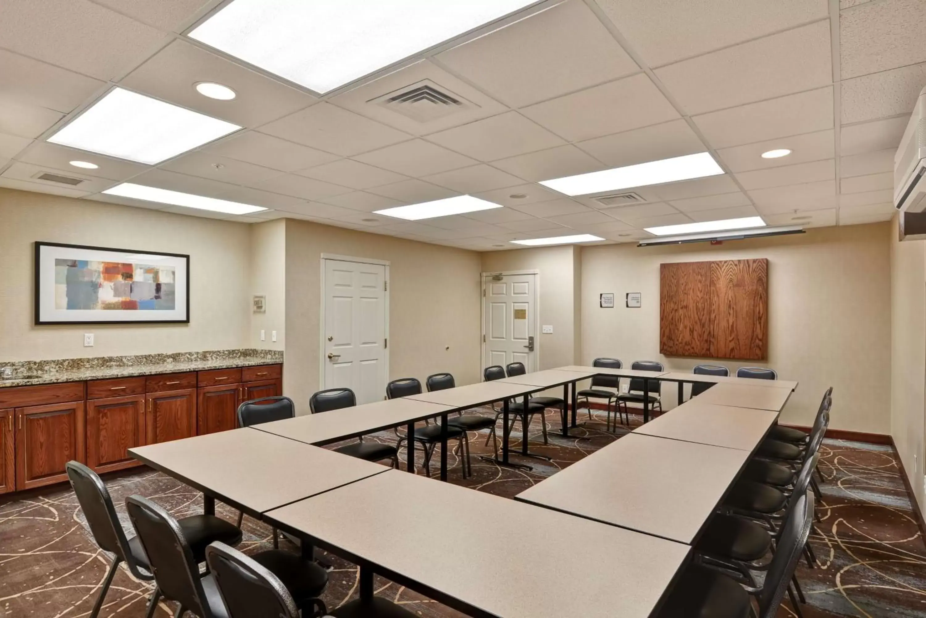 Meeting/conference room in Homewood Suites by Hilton Kansas City/Overland Park