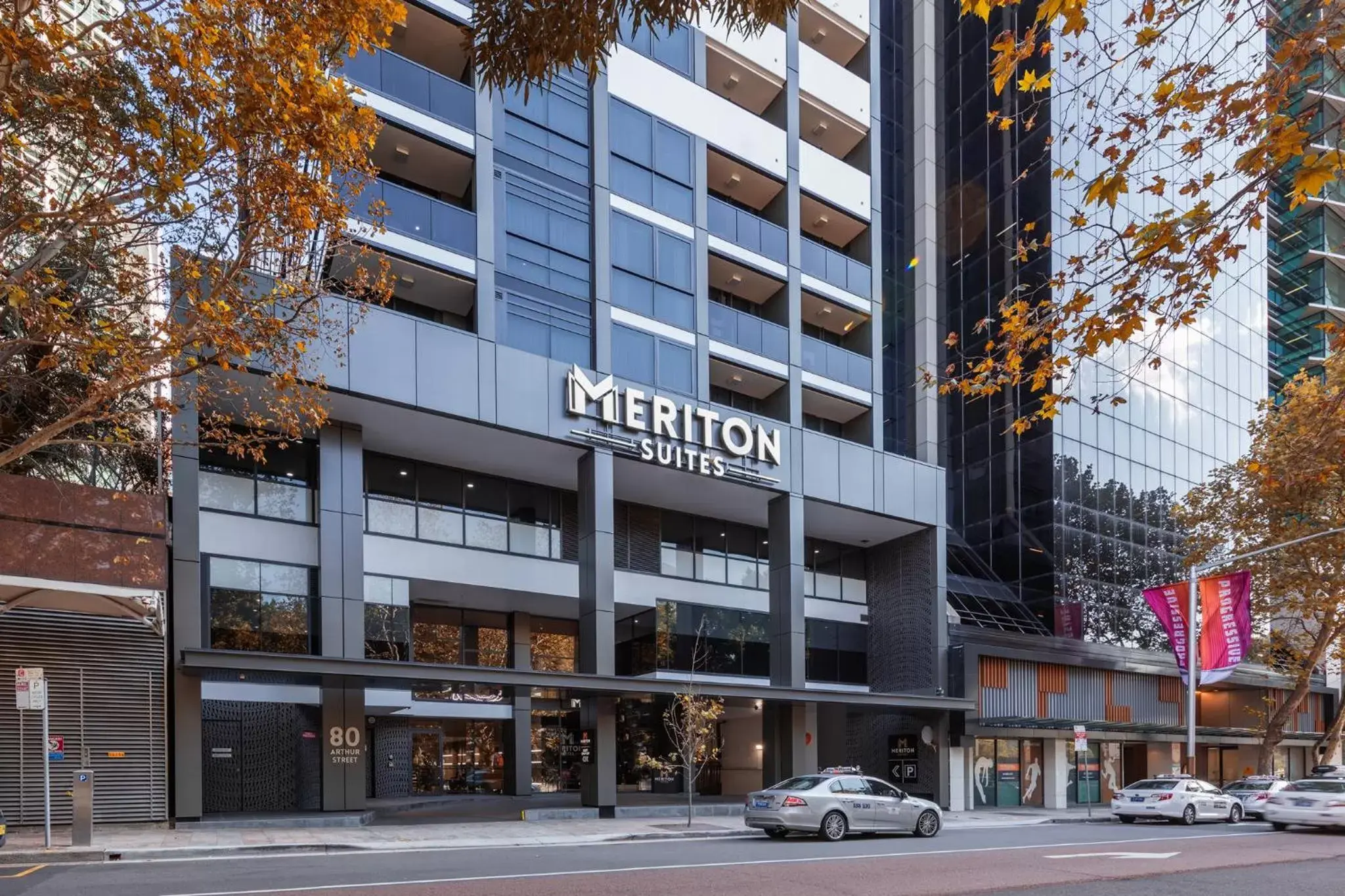 Facade/entrance, Property Building in Meriton Suites North Sydney