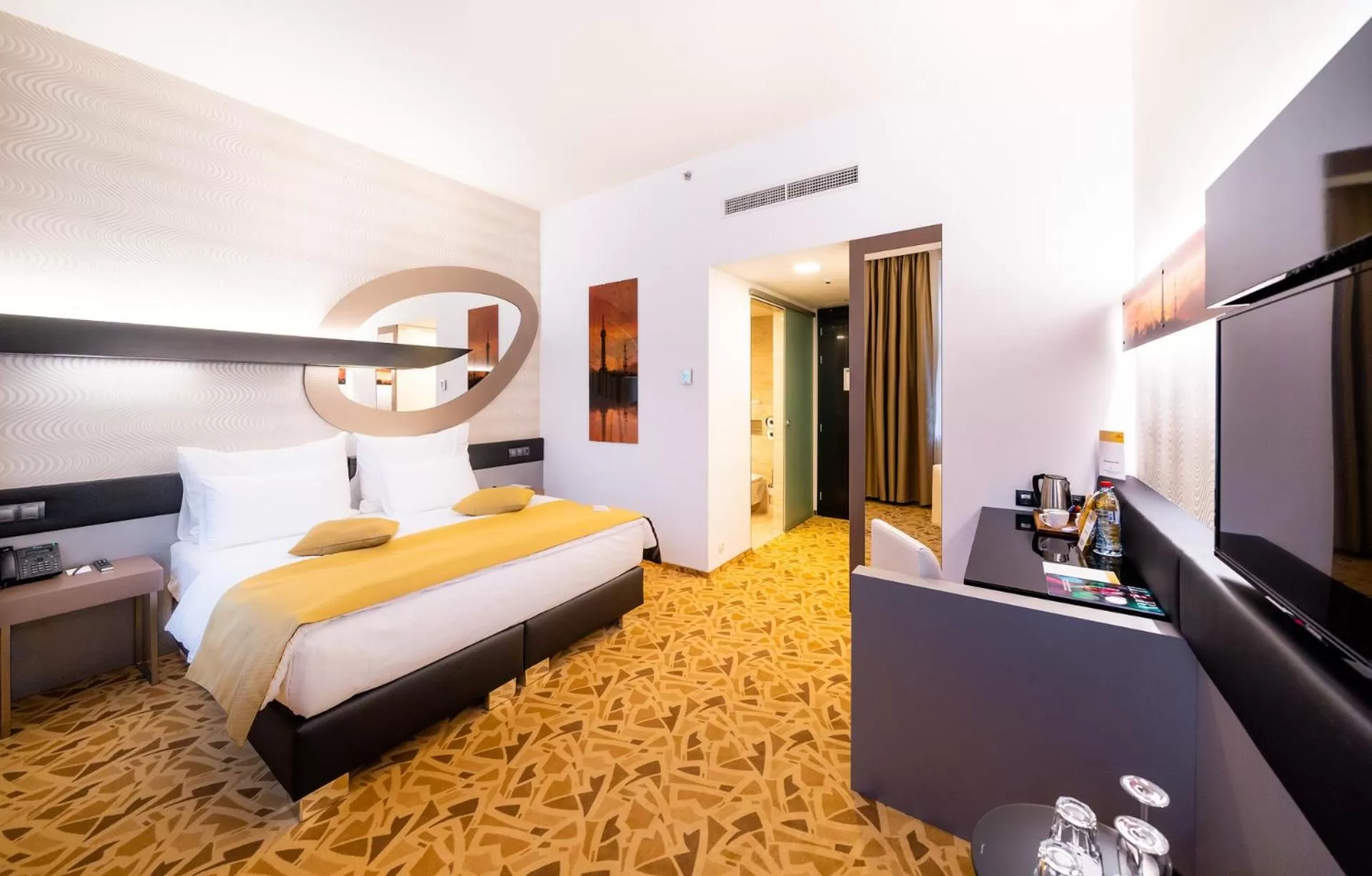 Bedroom, Bed in Grandium Hotel Prague