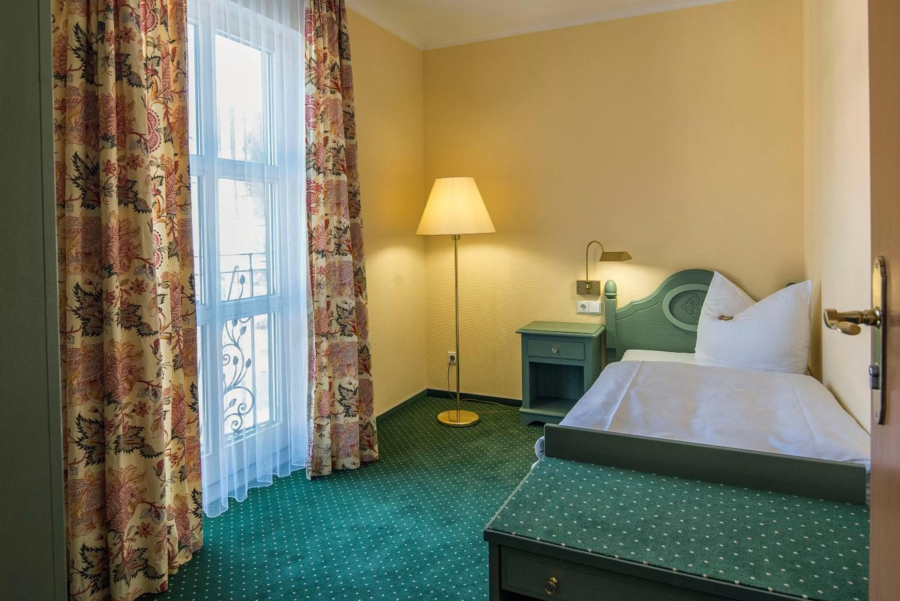 Bed in Hotel Herzog Georg