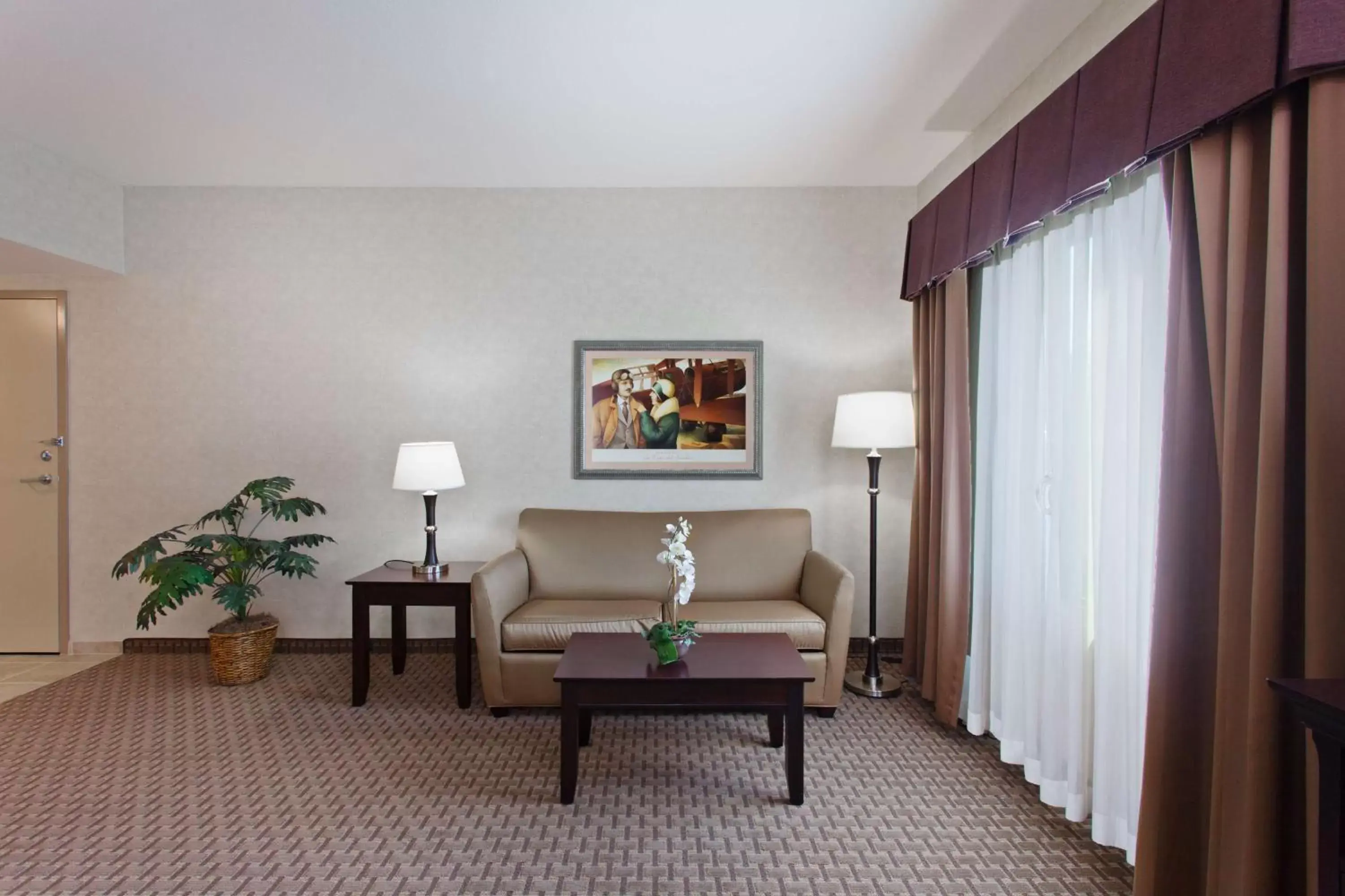 Living room, Seating Area in Hampton Inn & Suites Oakland Airport-Alameda