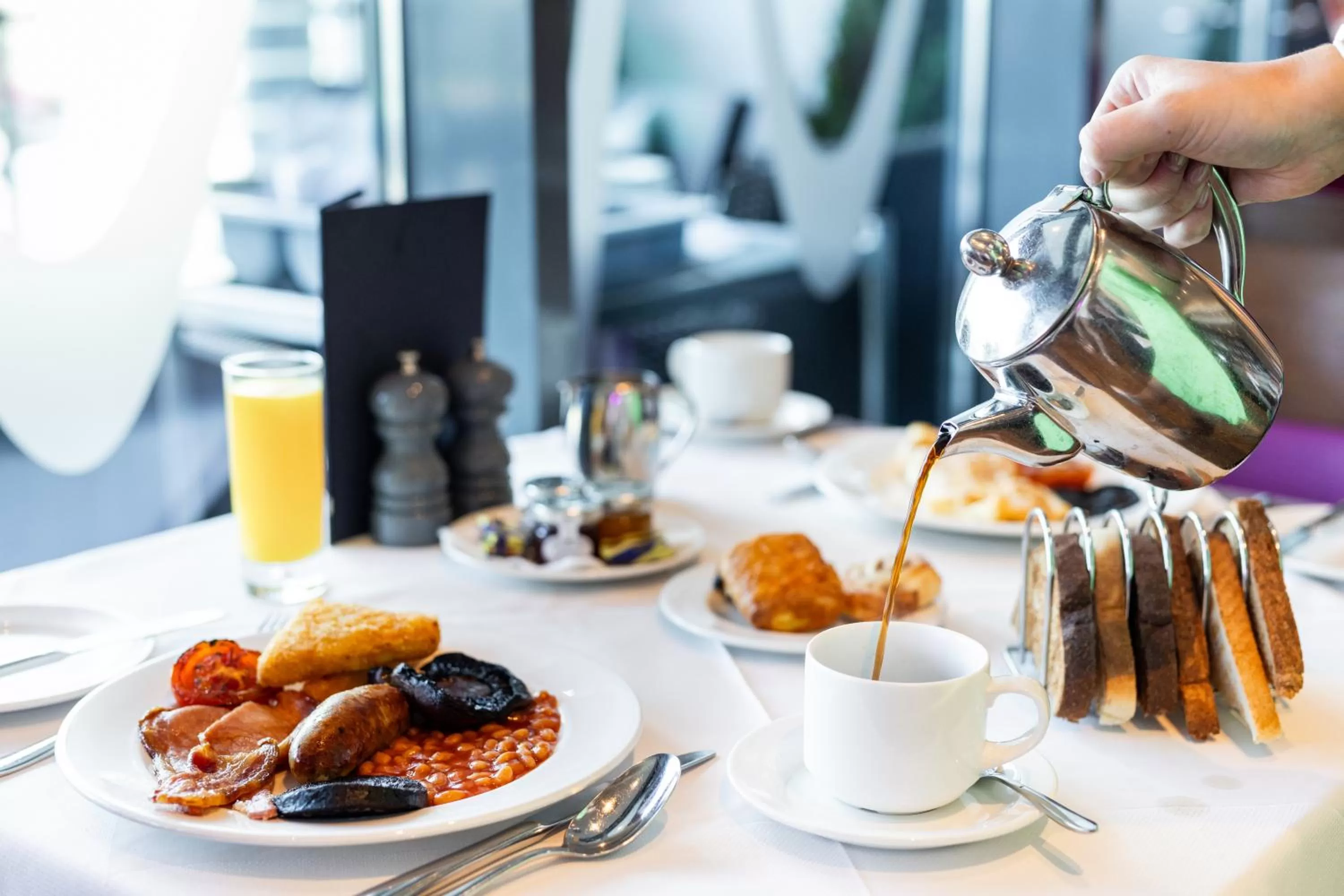 Breakfast in The Royal Yacht