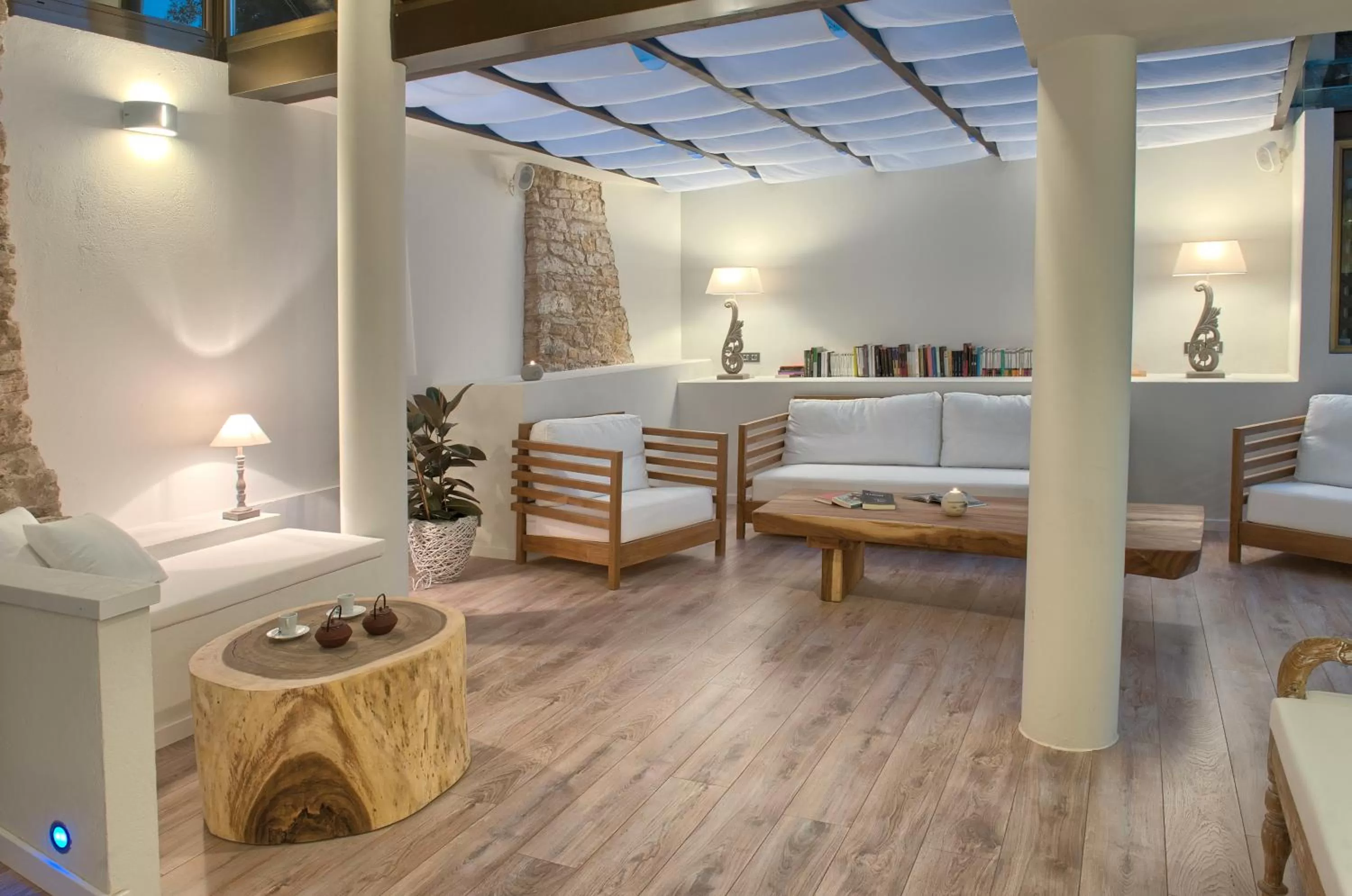 Lobby or reception in El Petit Convent