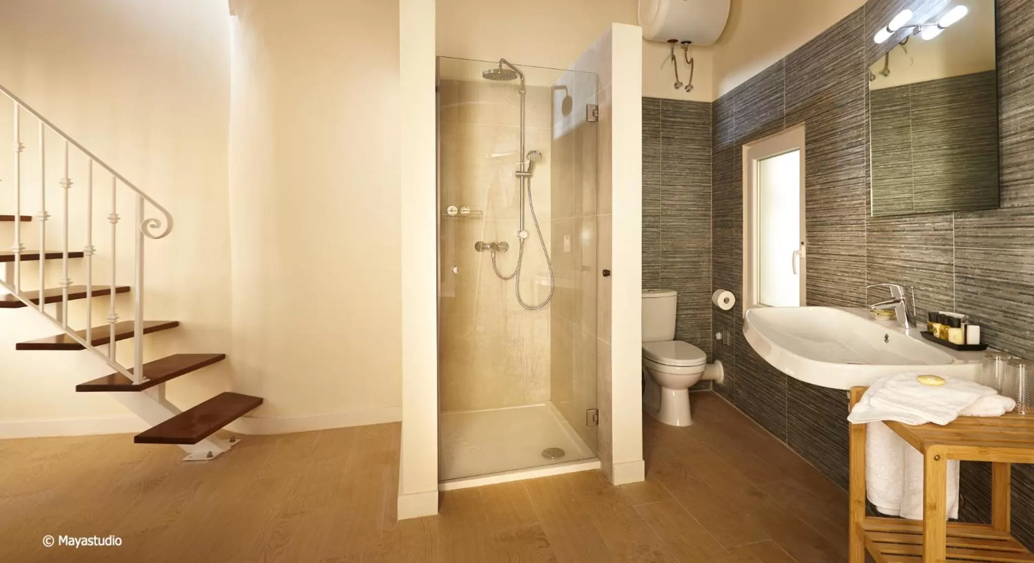 Shower in Provicario