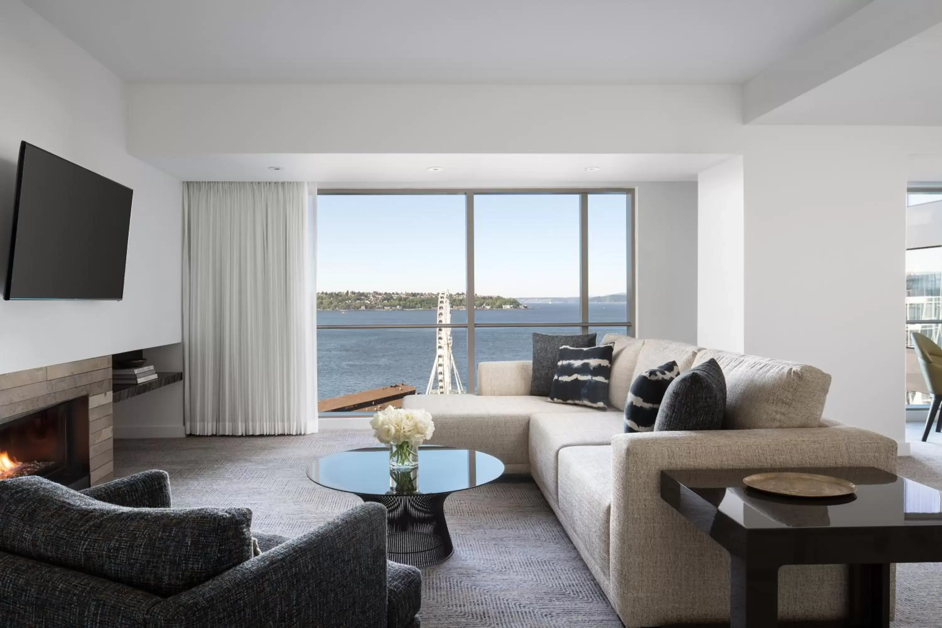 Bed, Seating Area in Four Seasons Hotel Seattle