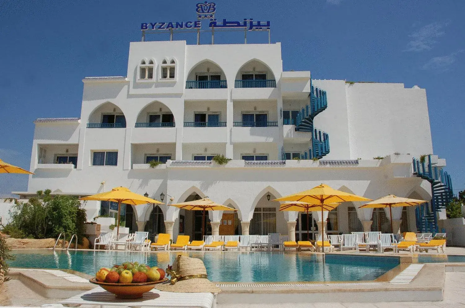 Swimming pool, Property Building in Hotel Byzance