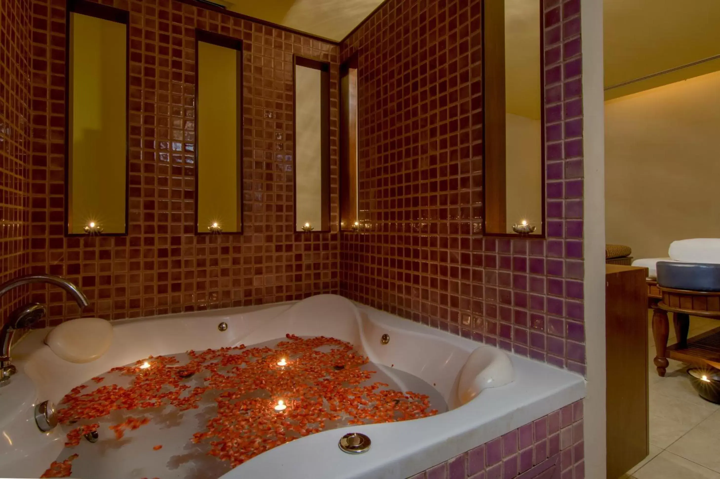 Spa and wellness centre/facilities in The Sukosol Hotel Spa and wellness centre/facilities in The Sukosol Hotel