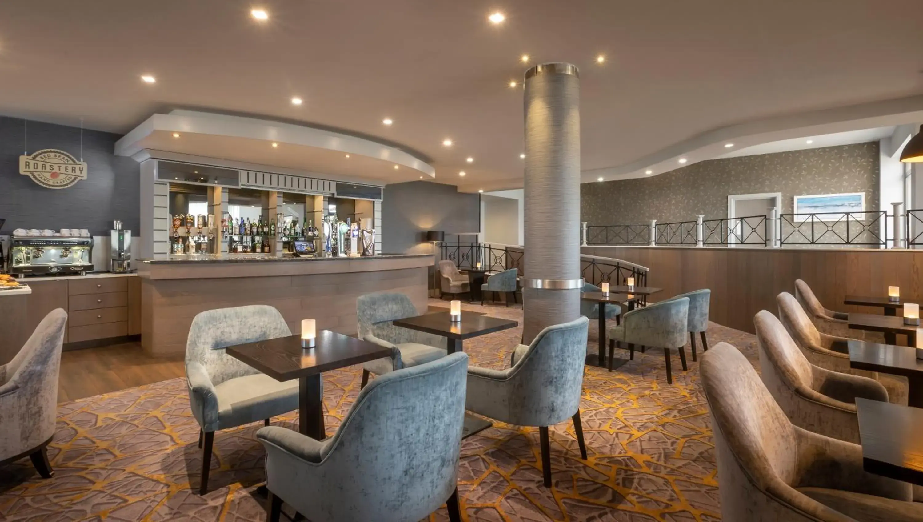 Restaurant/places to eat, Lounge/Bar in Maldron Hotel Belfast International Airport