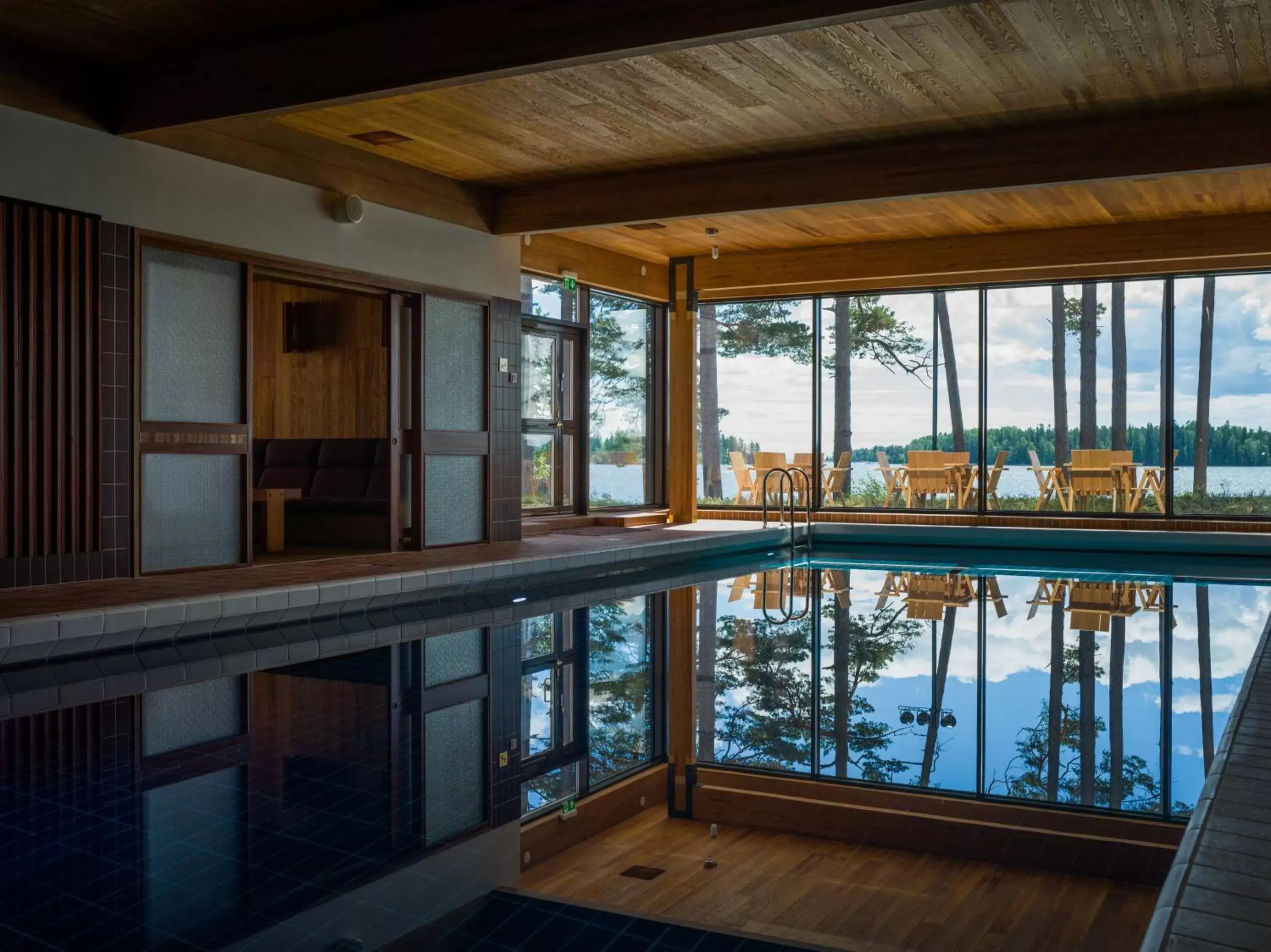 Swimming Pool in Hotel Hanasaari