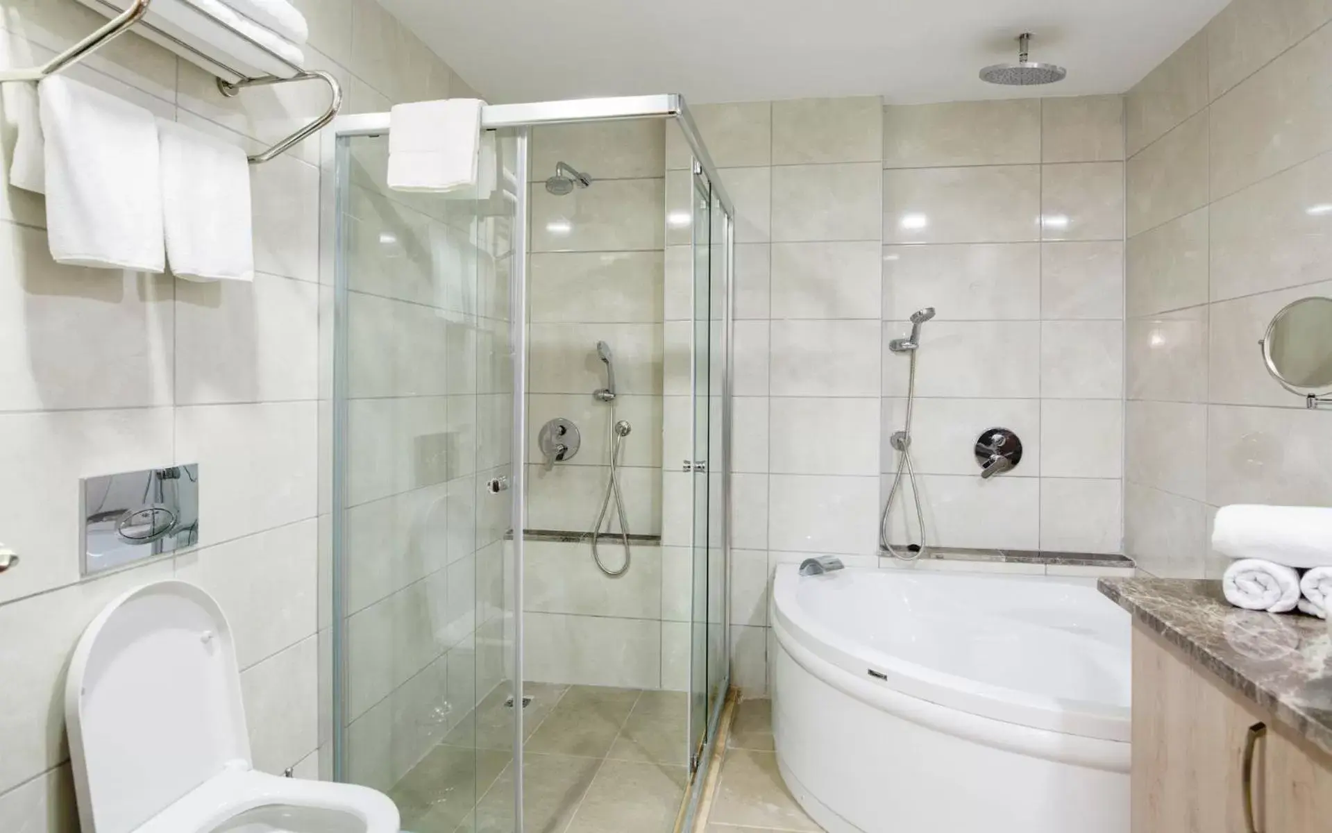 Bathroom in Helen Troya Hotel Geyikli Bathroom in Helen Troya Hotel Geyikli