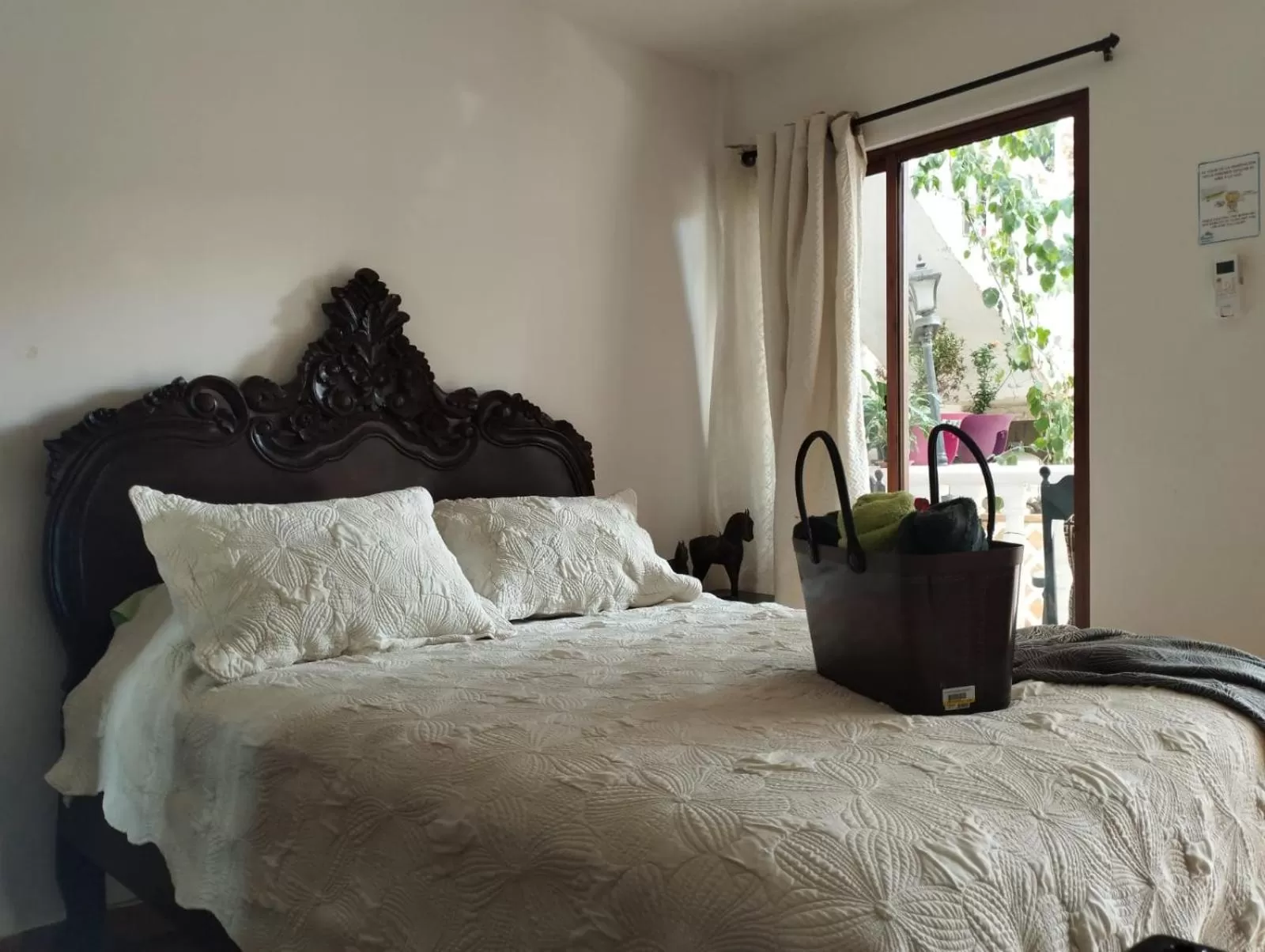 Bedroom, Bed in Sunset Paradise