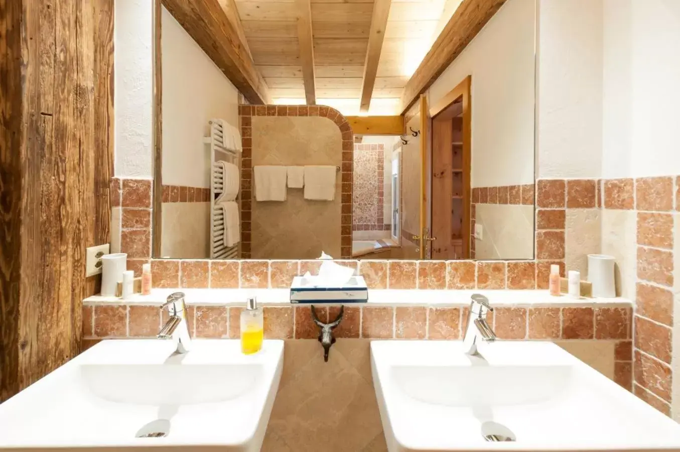 Bathroom in Alpe Fleurie Hôtel & Restaurant