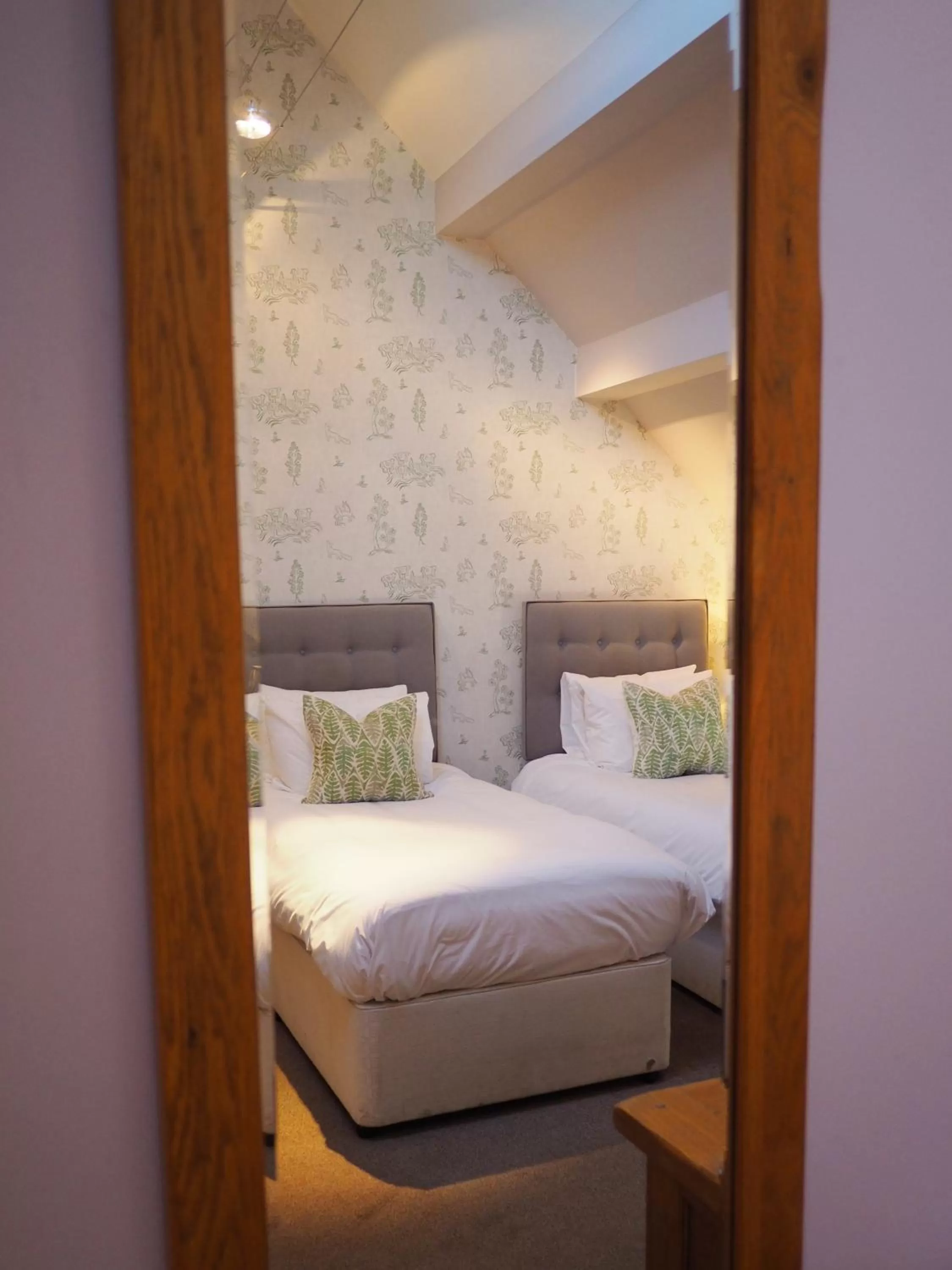 Bed in Bear and Ragged Staff