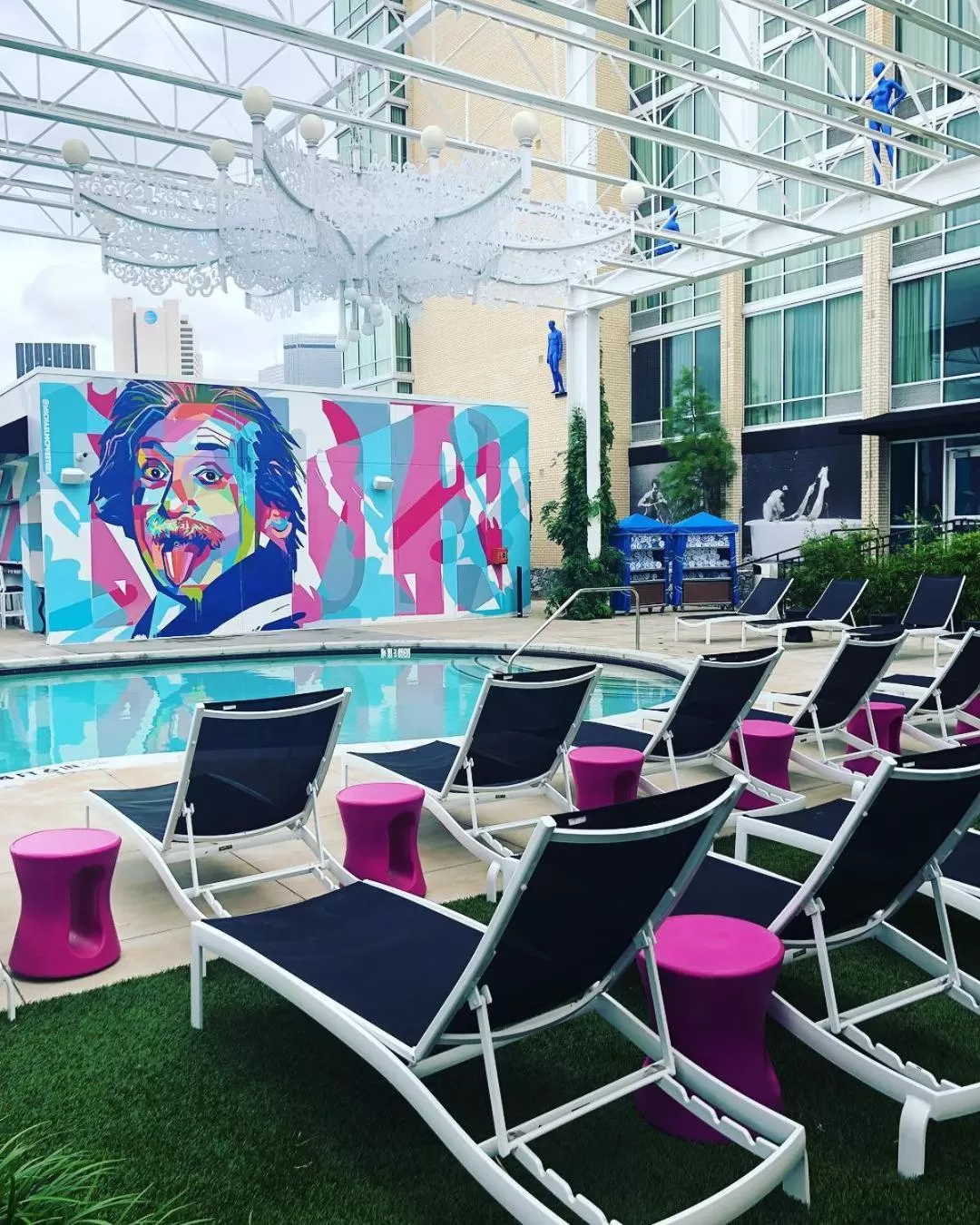 Activities in Lorenzo Hotel Dallas, Tapestry Collection by Hilton