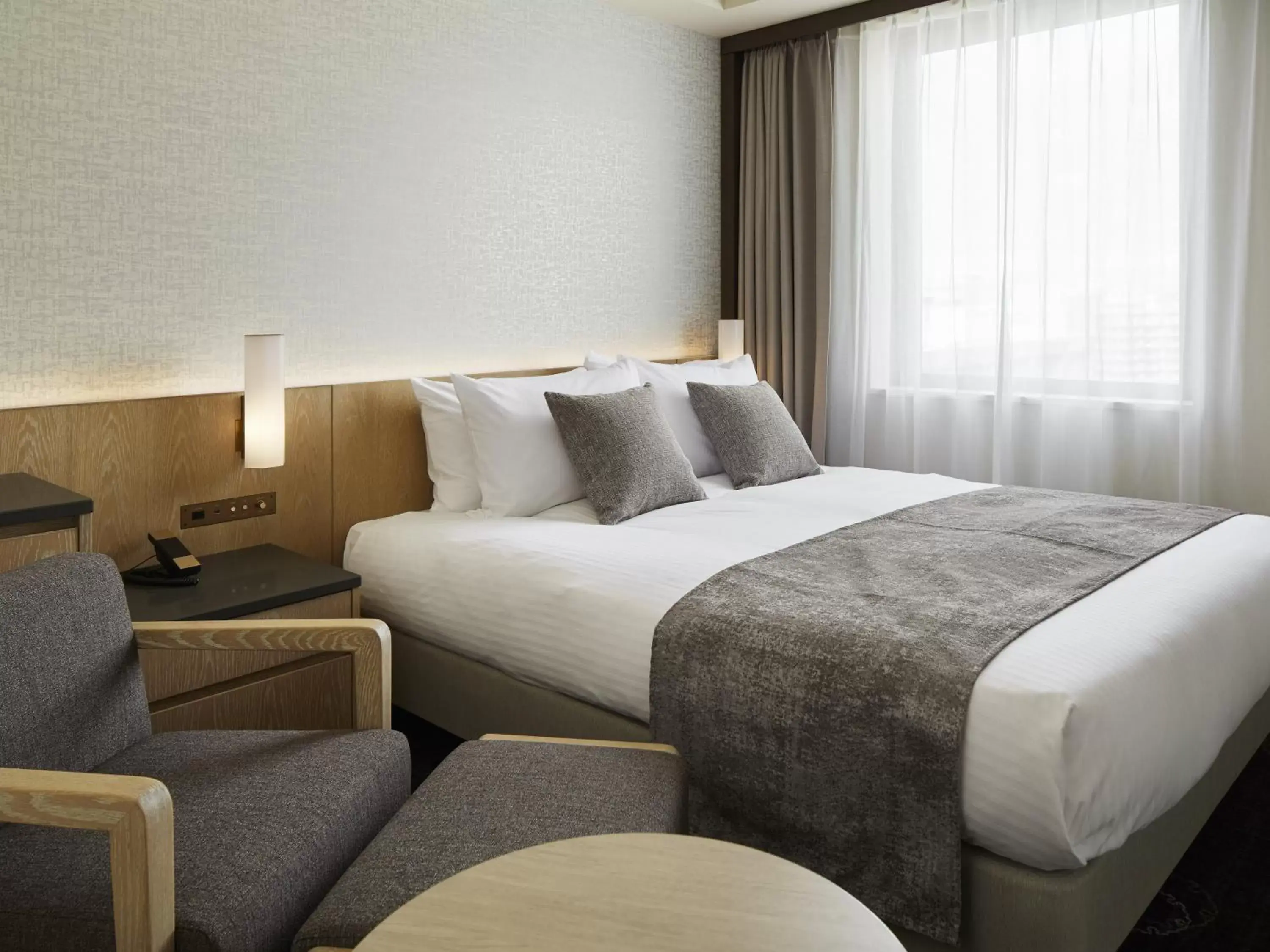 Photo of the whole room, Bed in Hotel JAL City Sapporo Nakajima Park