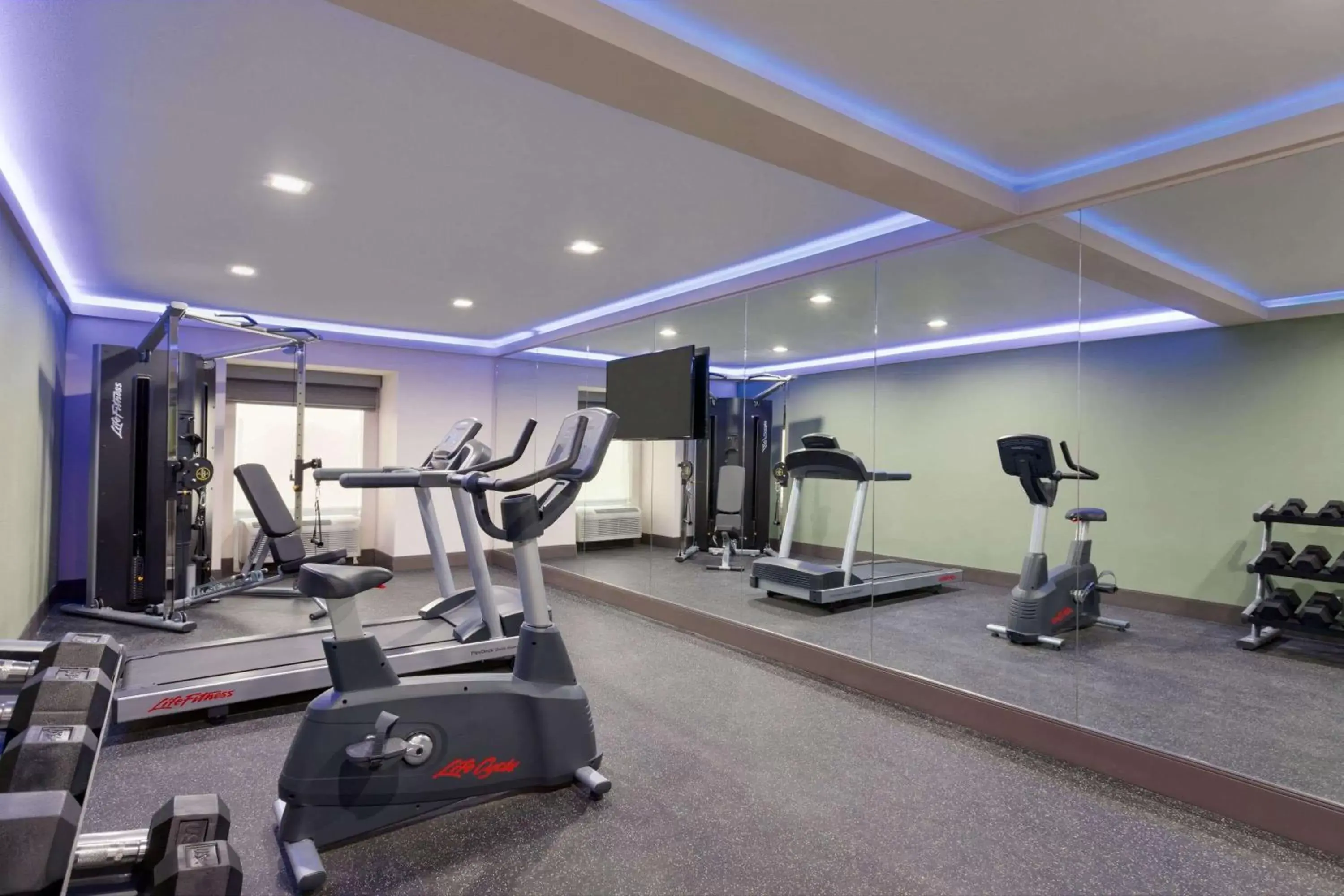 Activities, Fitness Center/Facilities in Wingate by Wyndham Murfreesboro-NEAR MTSU