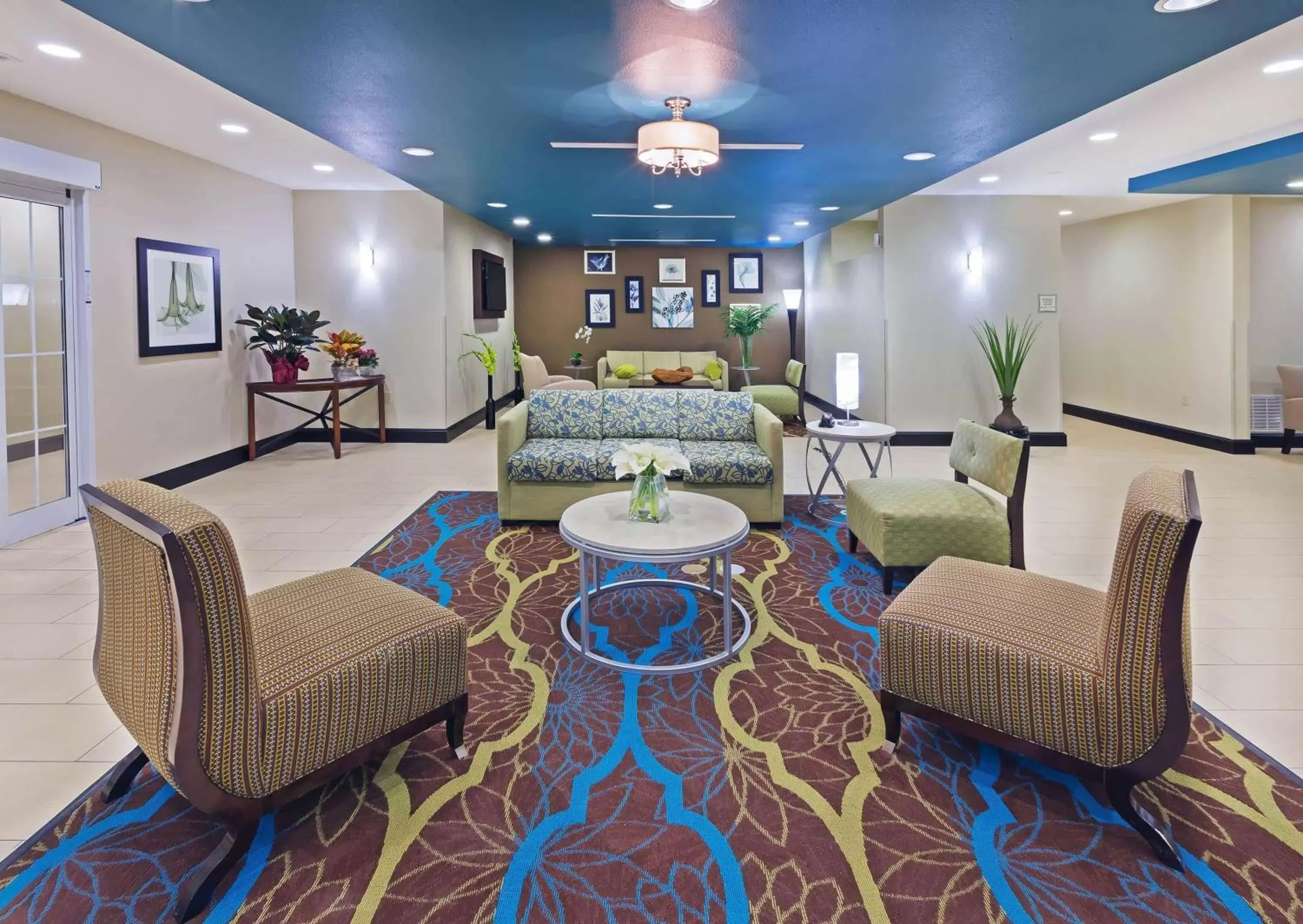 Lobby or reception in La Quinta by Wyndham Floresville