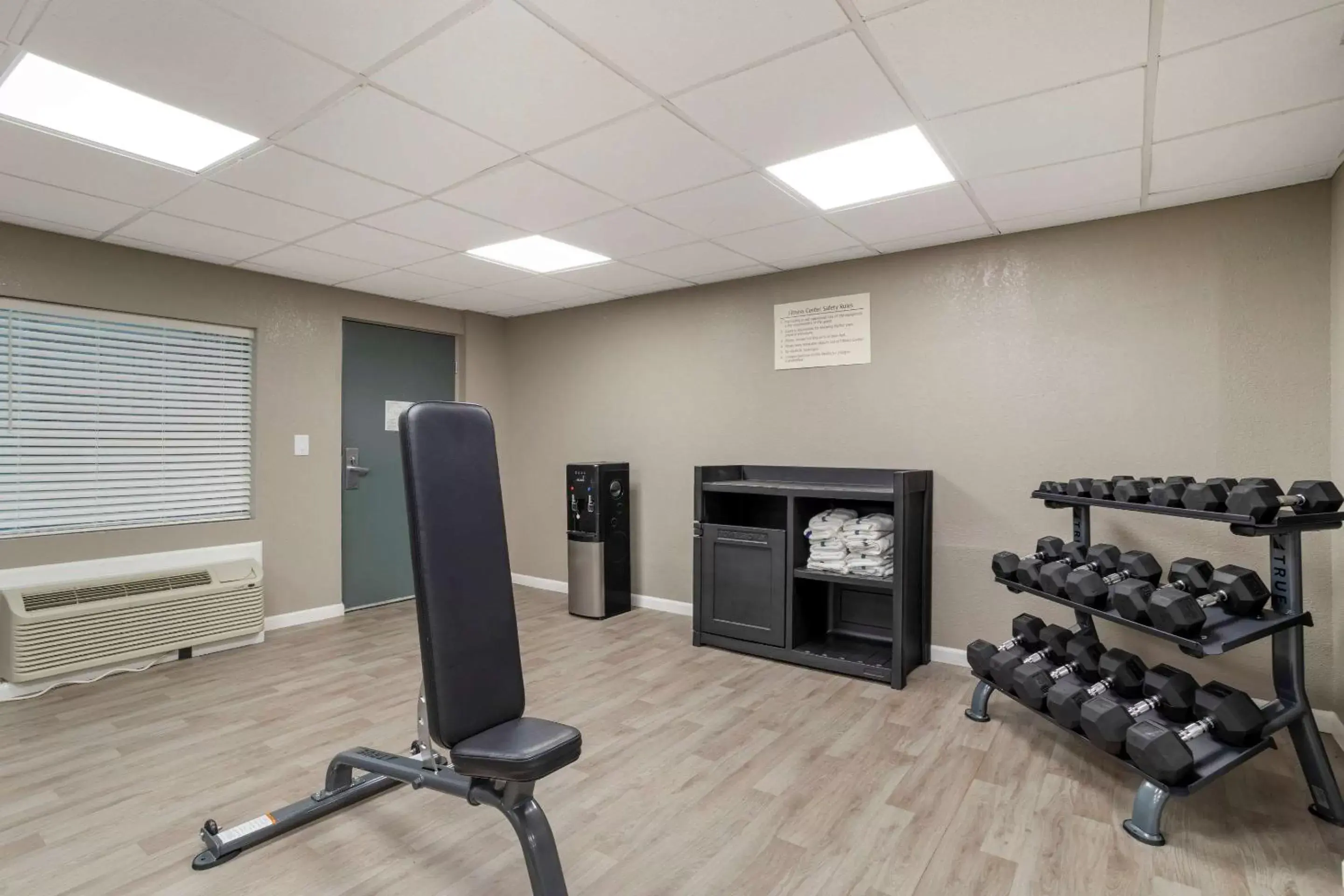 Fitness centre/facilities in Clarion Pointe Kimball By Choice Hotels Fitness centre/facilities in Clarion Pointe Kimball By Choice Hotels