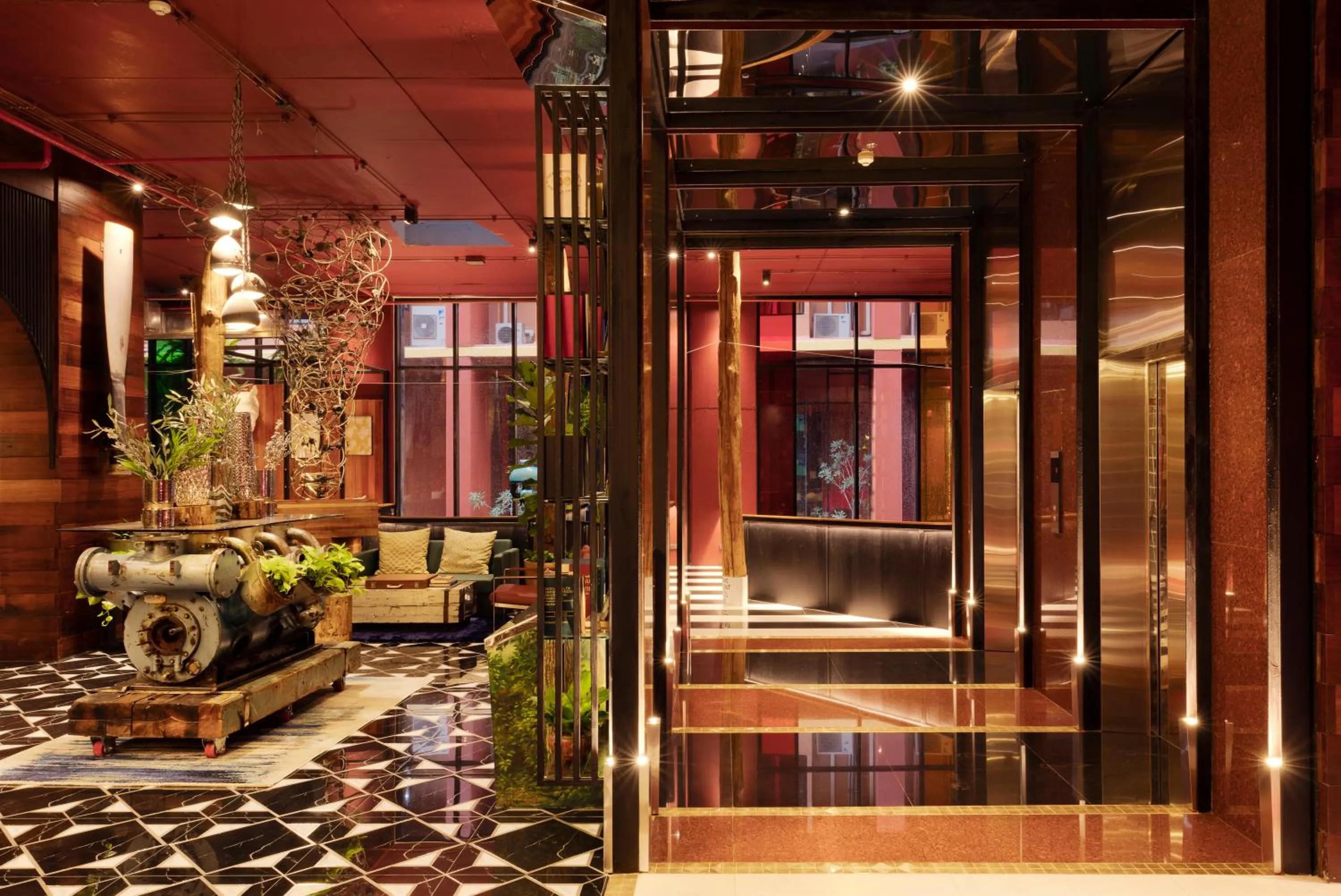 Restaurant/places to eat in MeStyle Museum Hotel