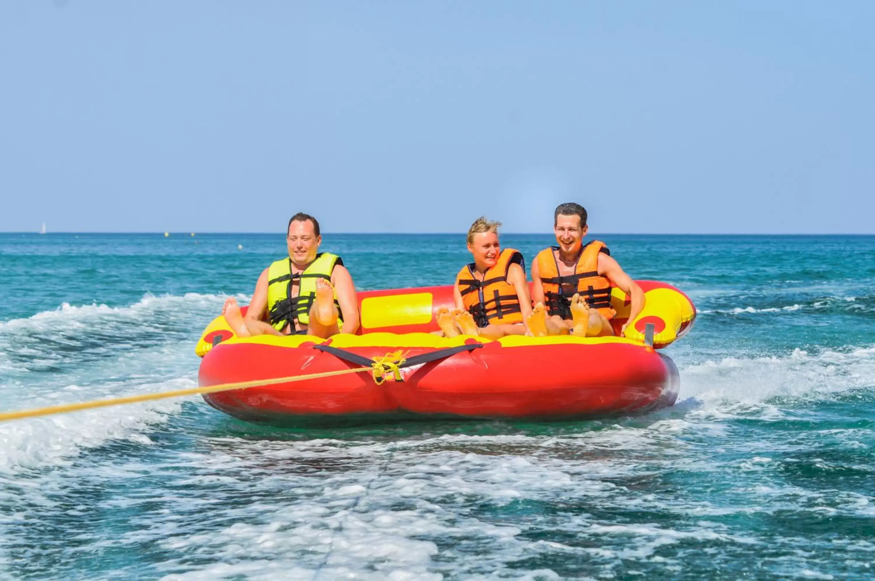 Activities, Canoeing in Radisson Blu Resort, Fujairah