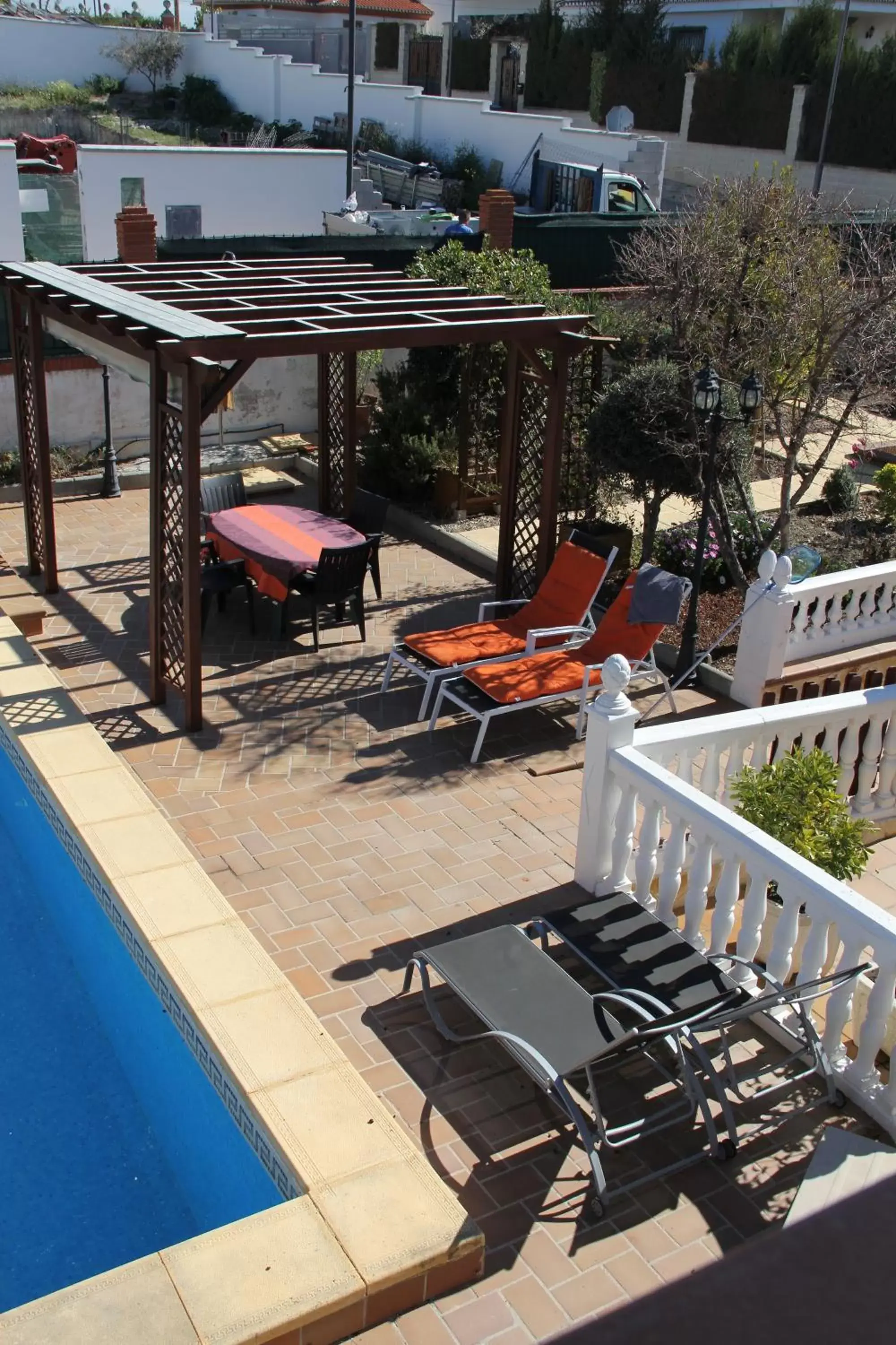 Balcony/Terrace, Swimming Pool in B&b Casa Flamenca