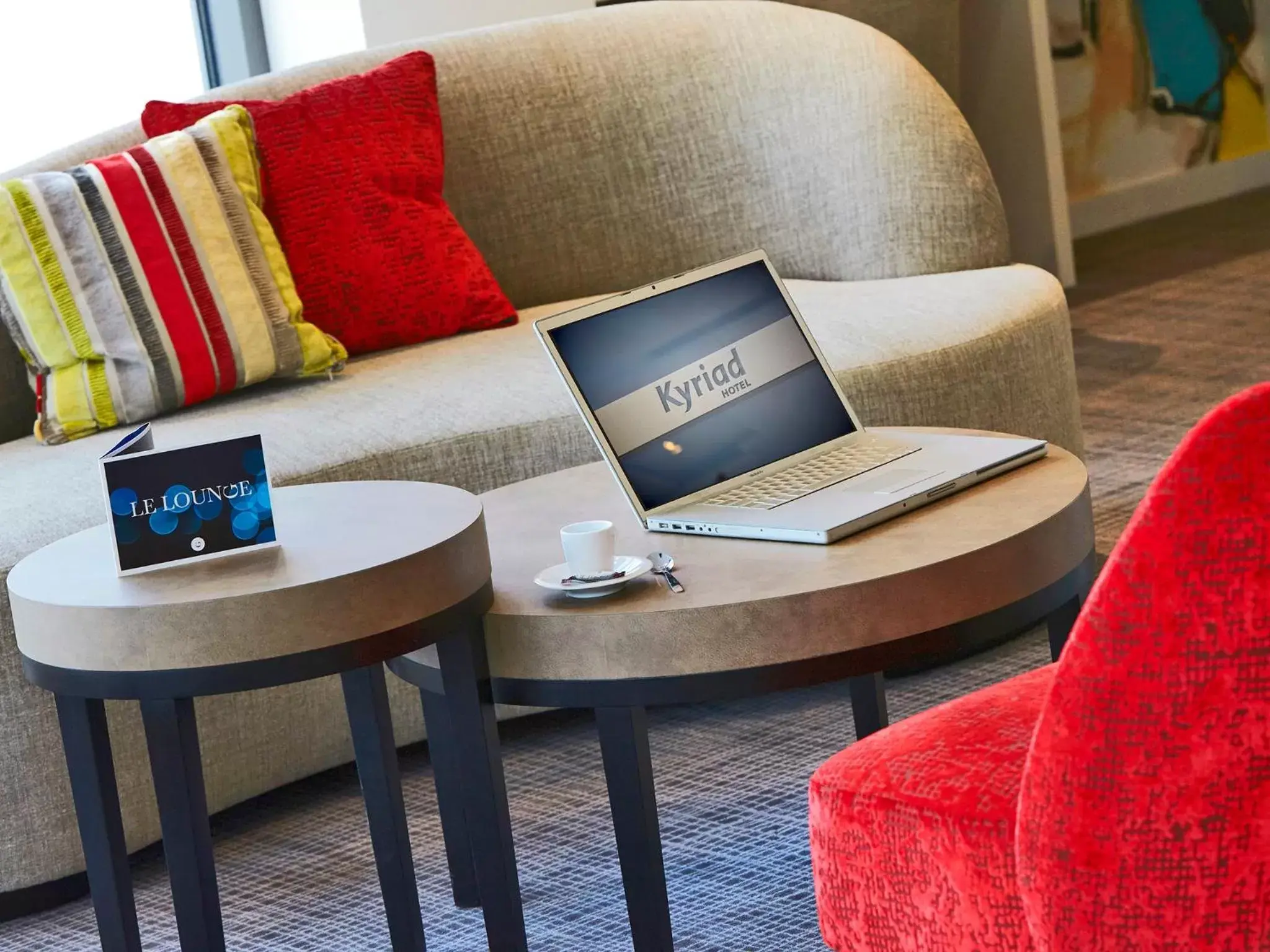 Lounge or bar, Seating Area in Kyriad Troyes Centre