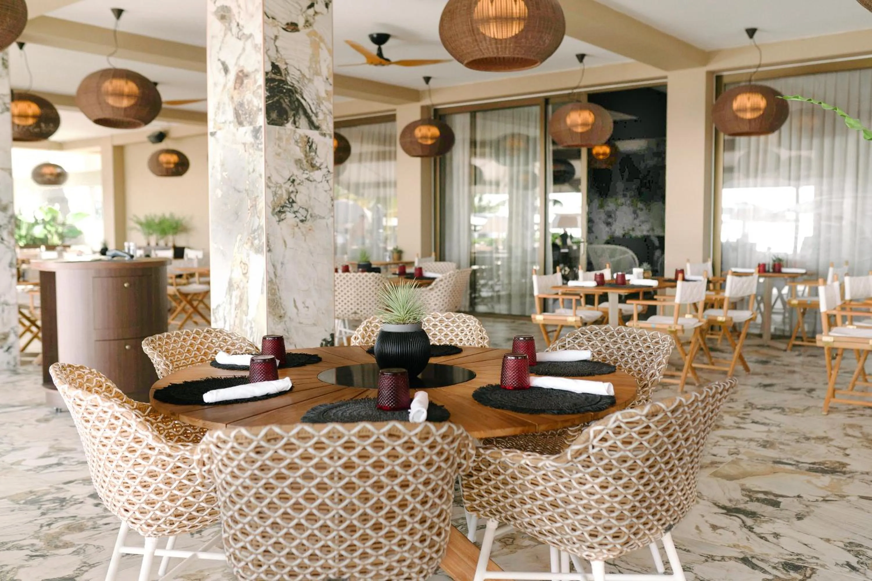 Restaurant/places to eat in Papagayo Beach Resort