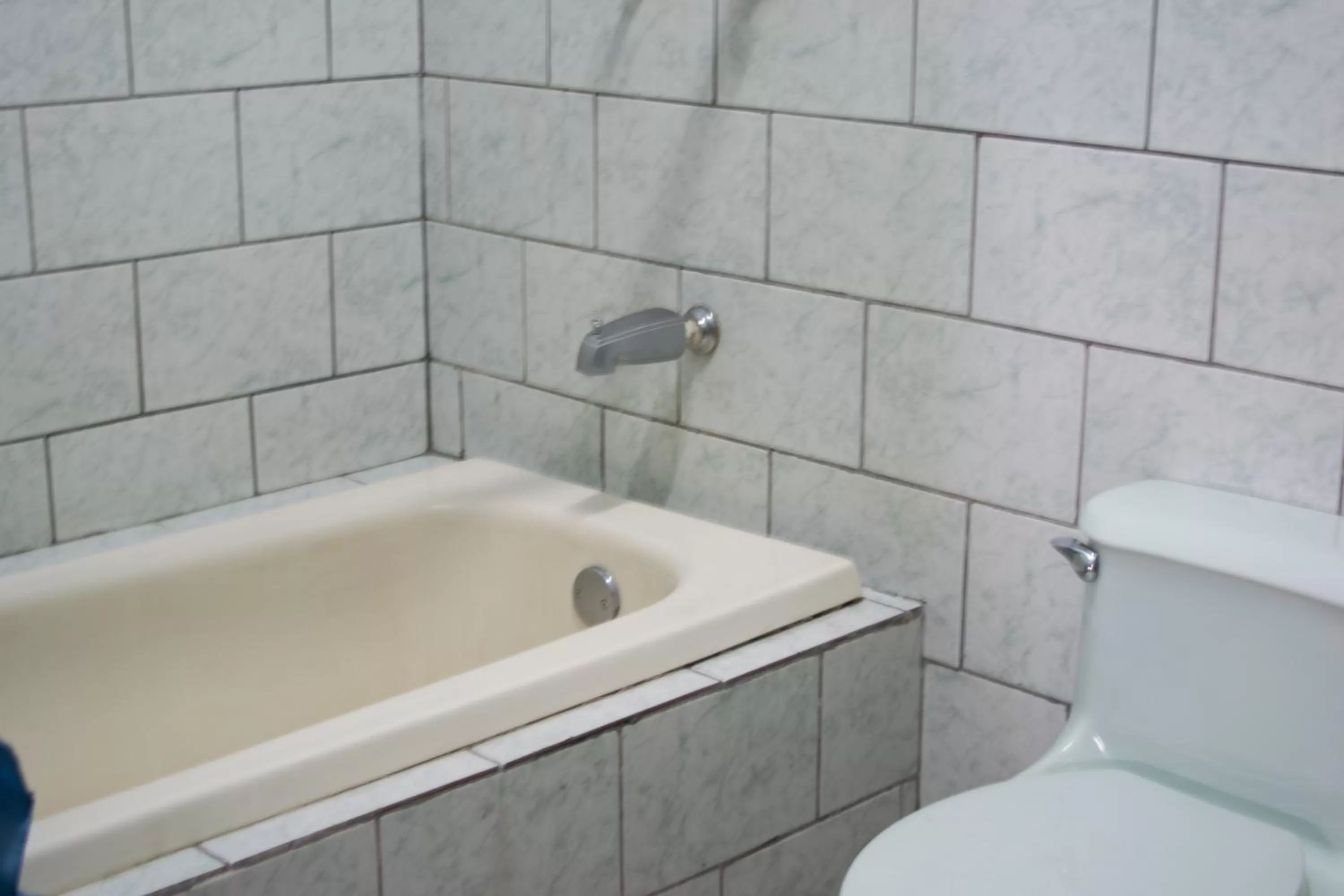 Bathroom in Hotel Valerie