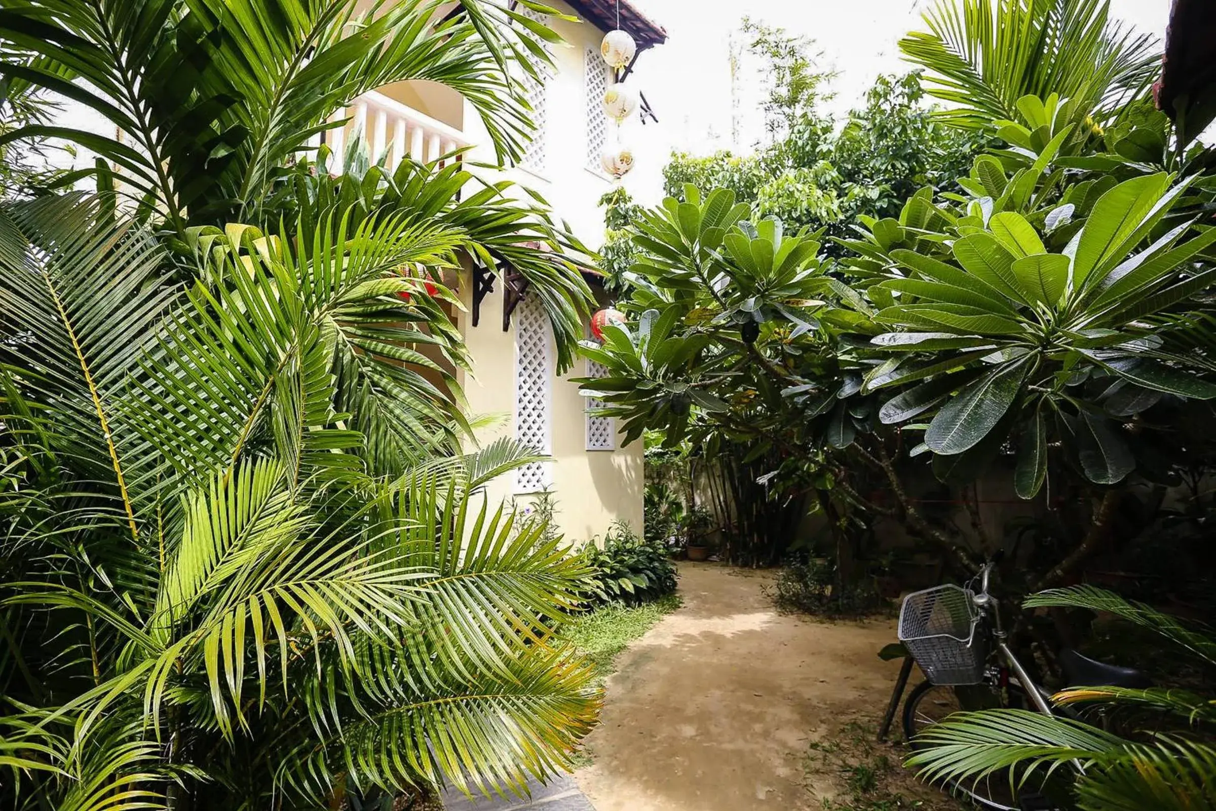 Garden in Hoi An Holiday Villa