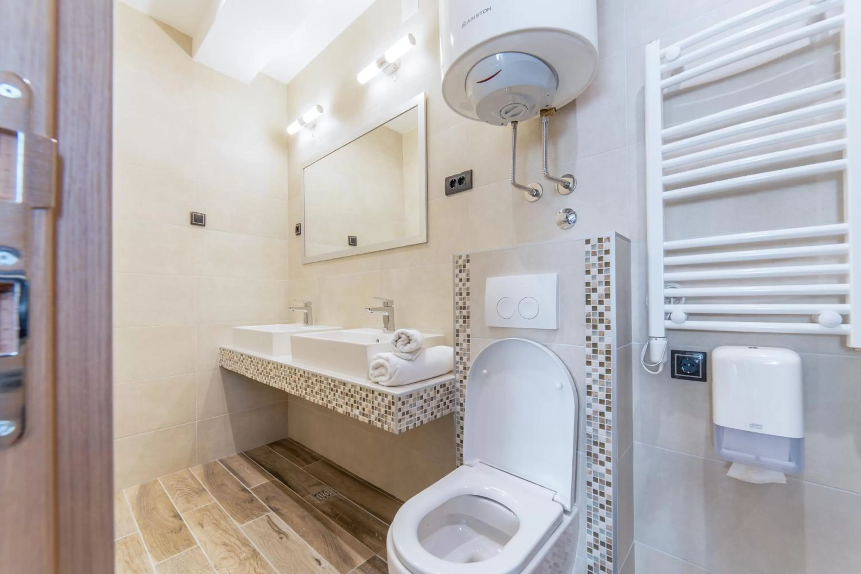 Toilet in M House Belgrade Residence