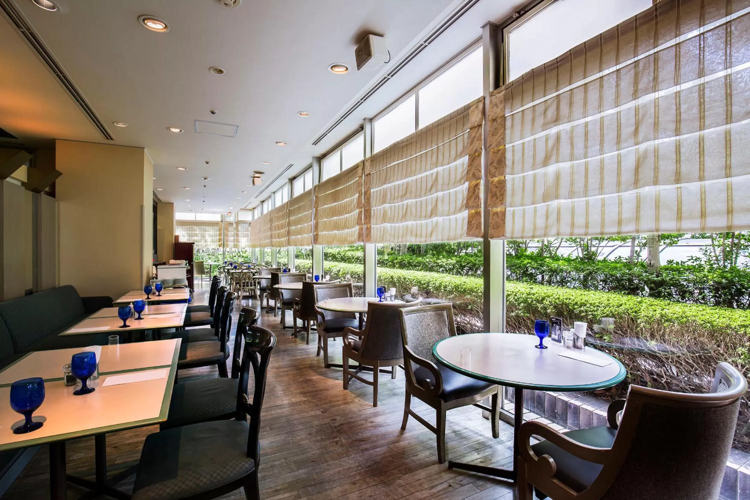 Photo of the whole room in New Otani Inn Tokyo