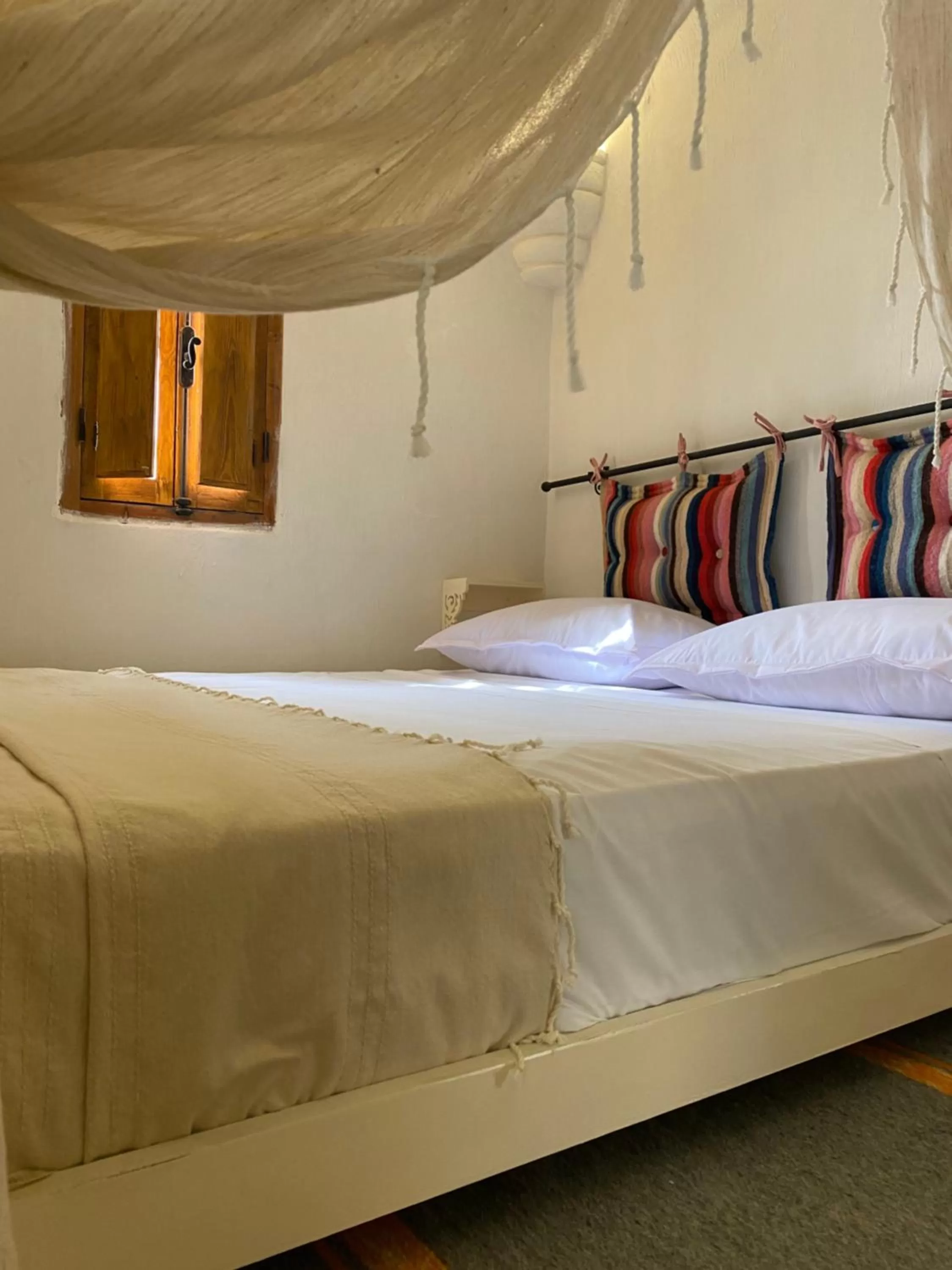 Bed in Djerba Authentique