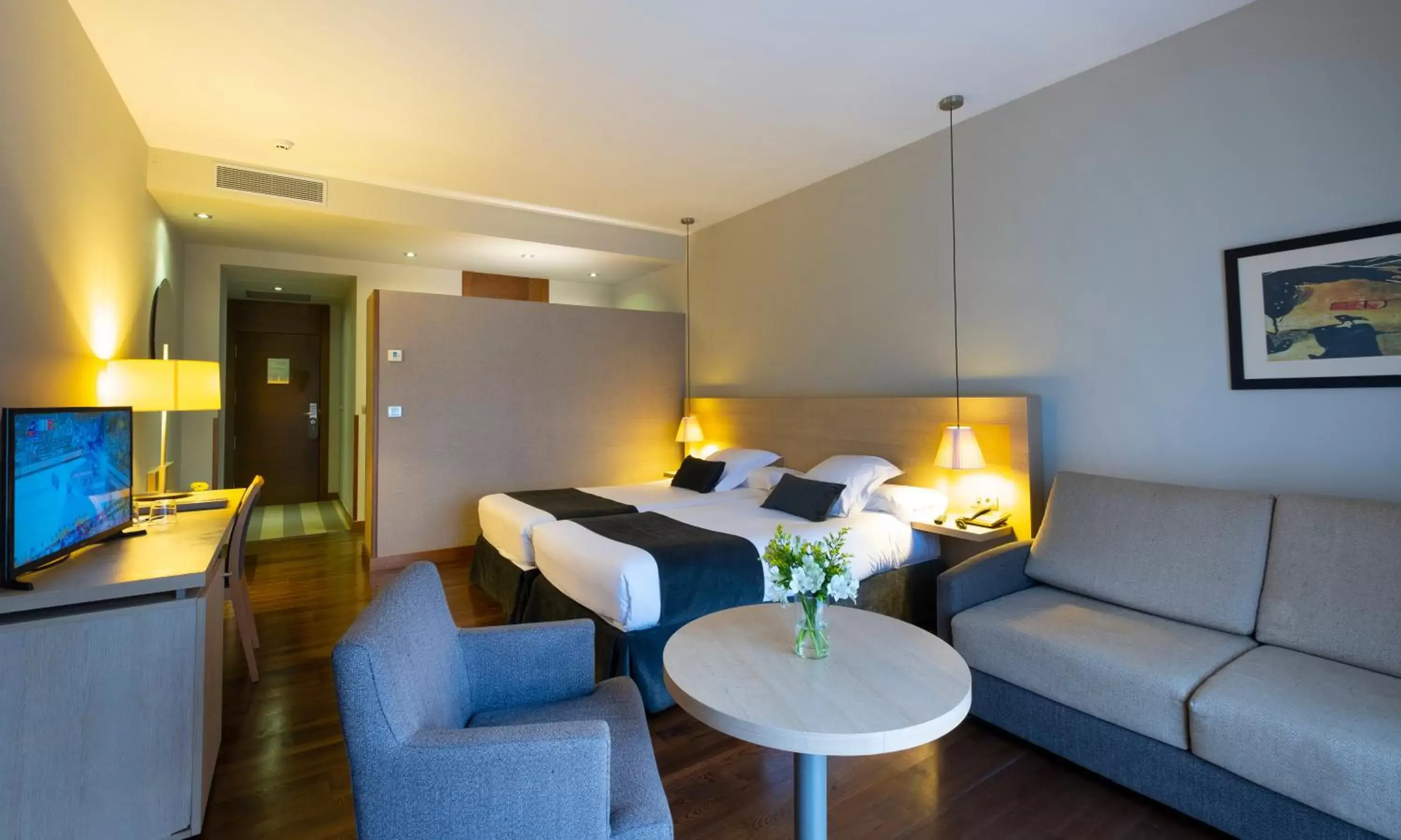 Bed, Seating Area in Hotel Spa Attica21 Villalba