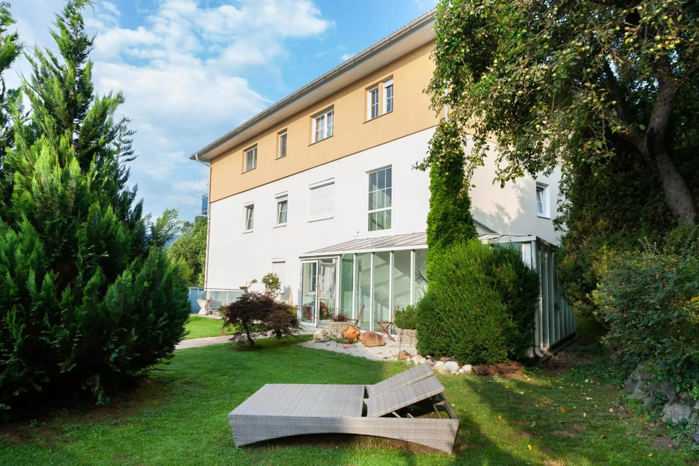 Garden, Property Building in Hotel Plattenwirt